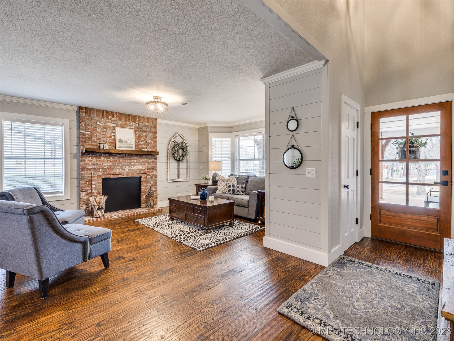 9040 S 39th West Avenue Property Photo 10