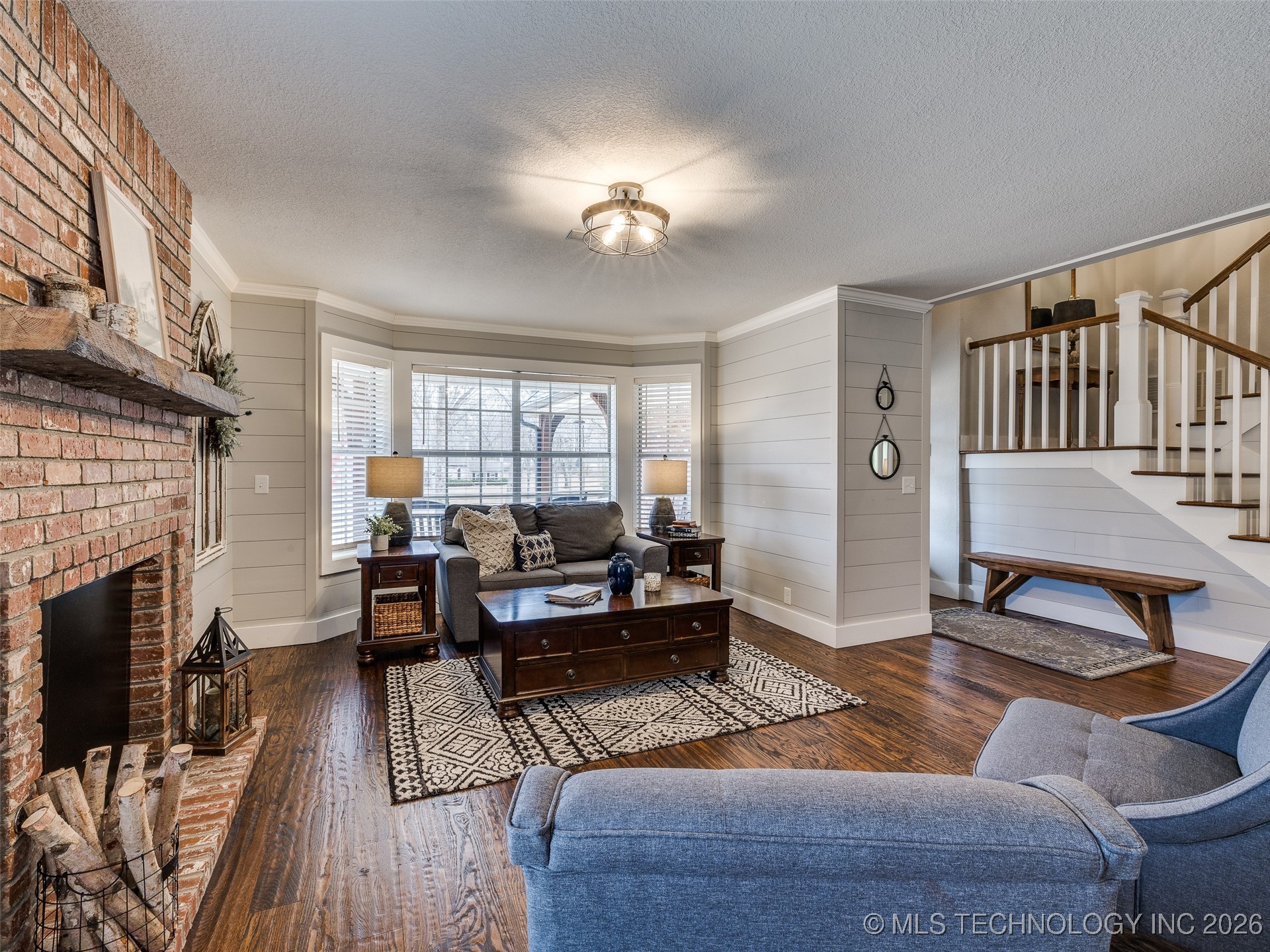 9040 S 39th West Avenue Property Photo 12