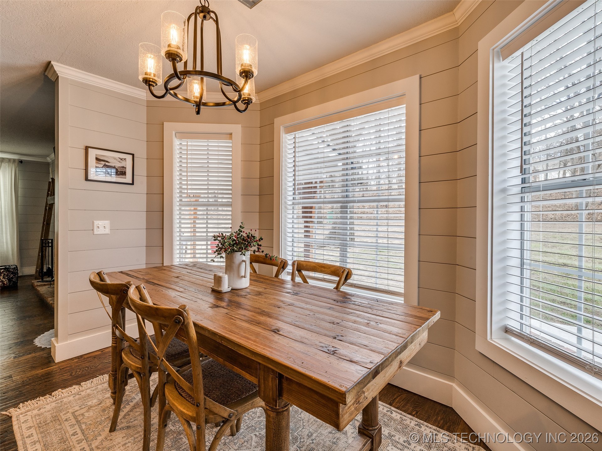 9040 S 39th West Avenue Property Photo 18