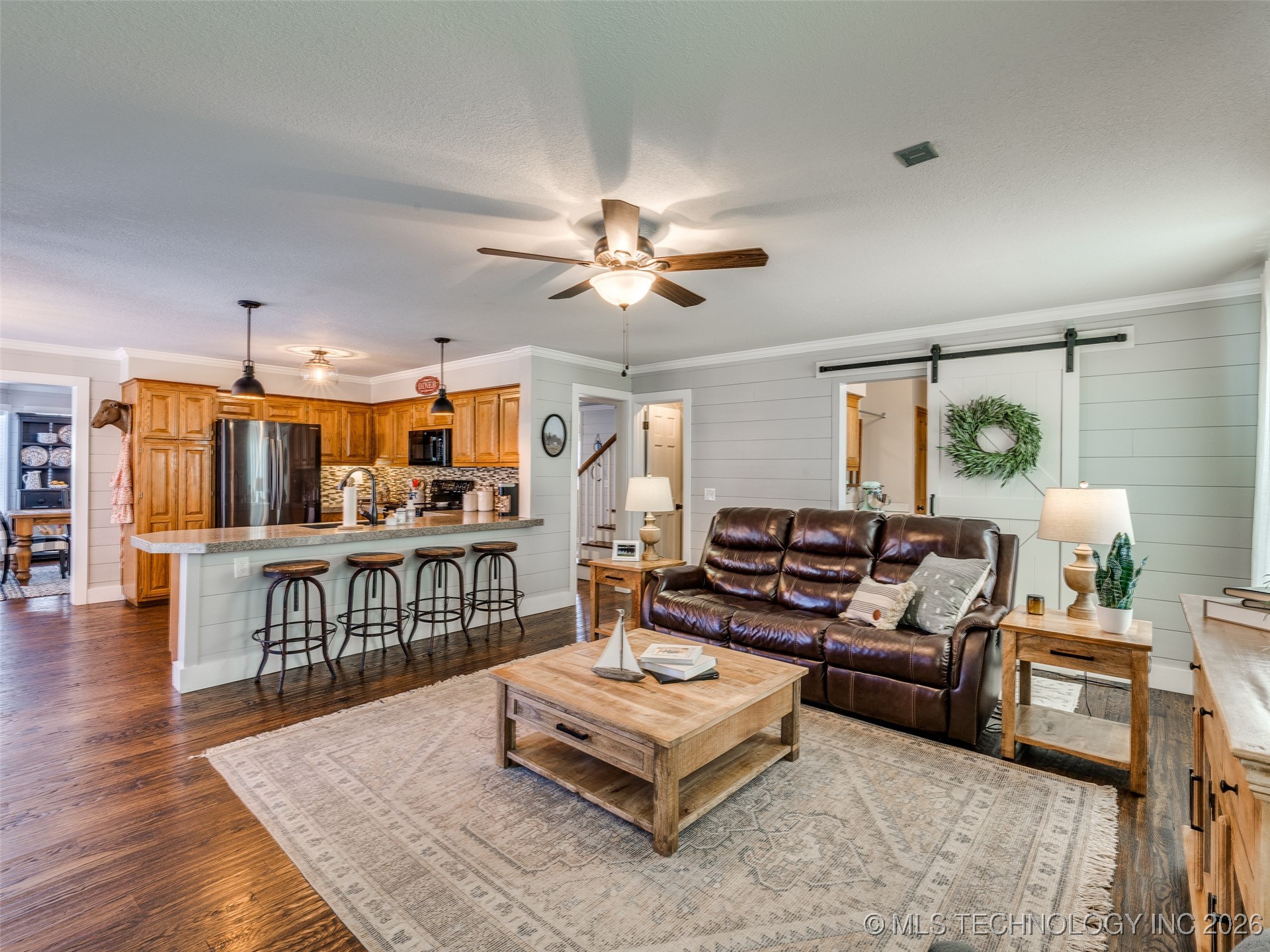 9040 S 39th West Avenue Property Photo 23