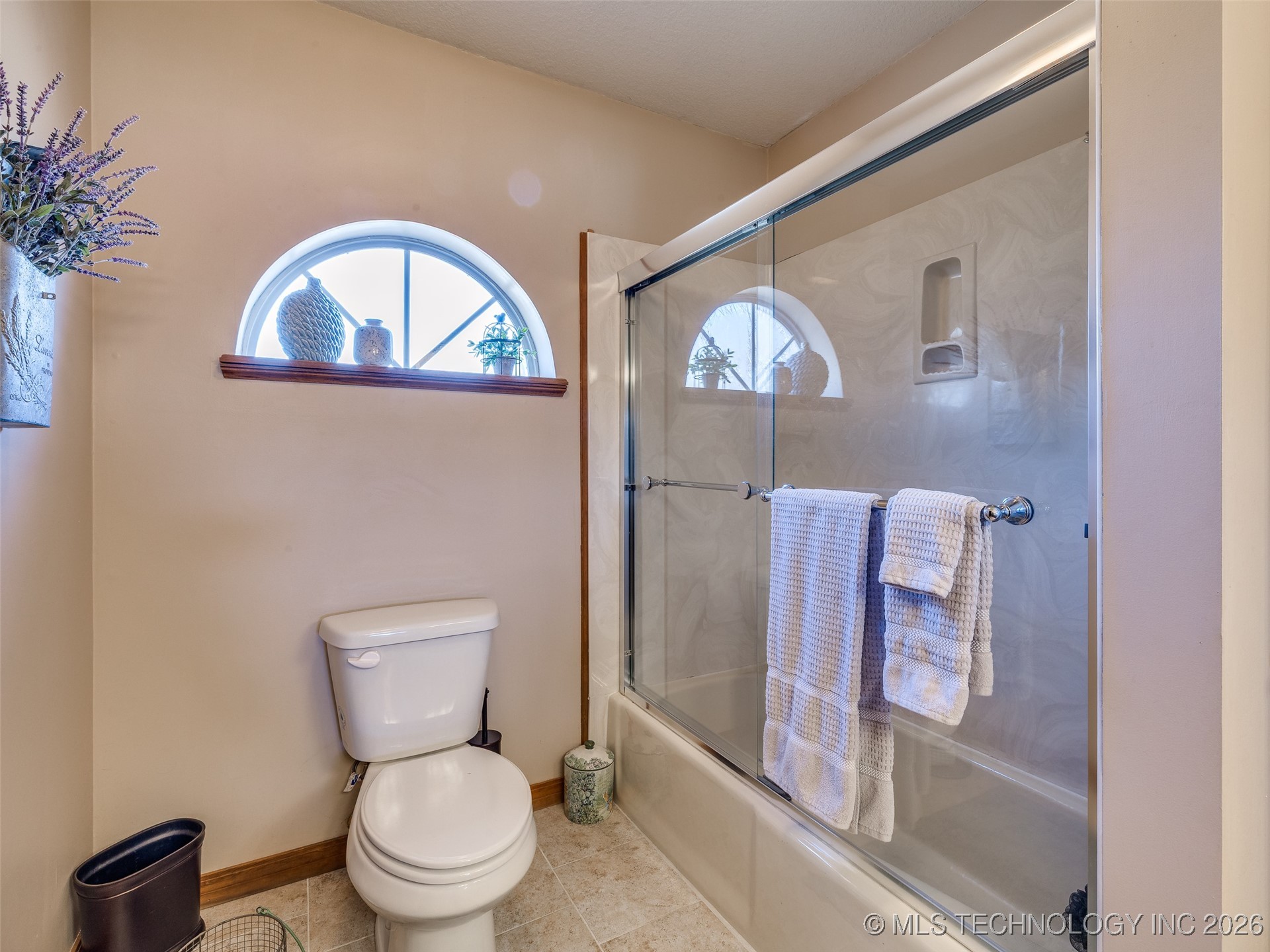 9040 S 39th West Avenue Property Photo 45