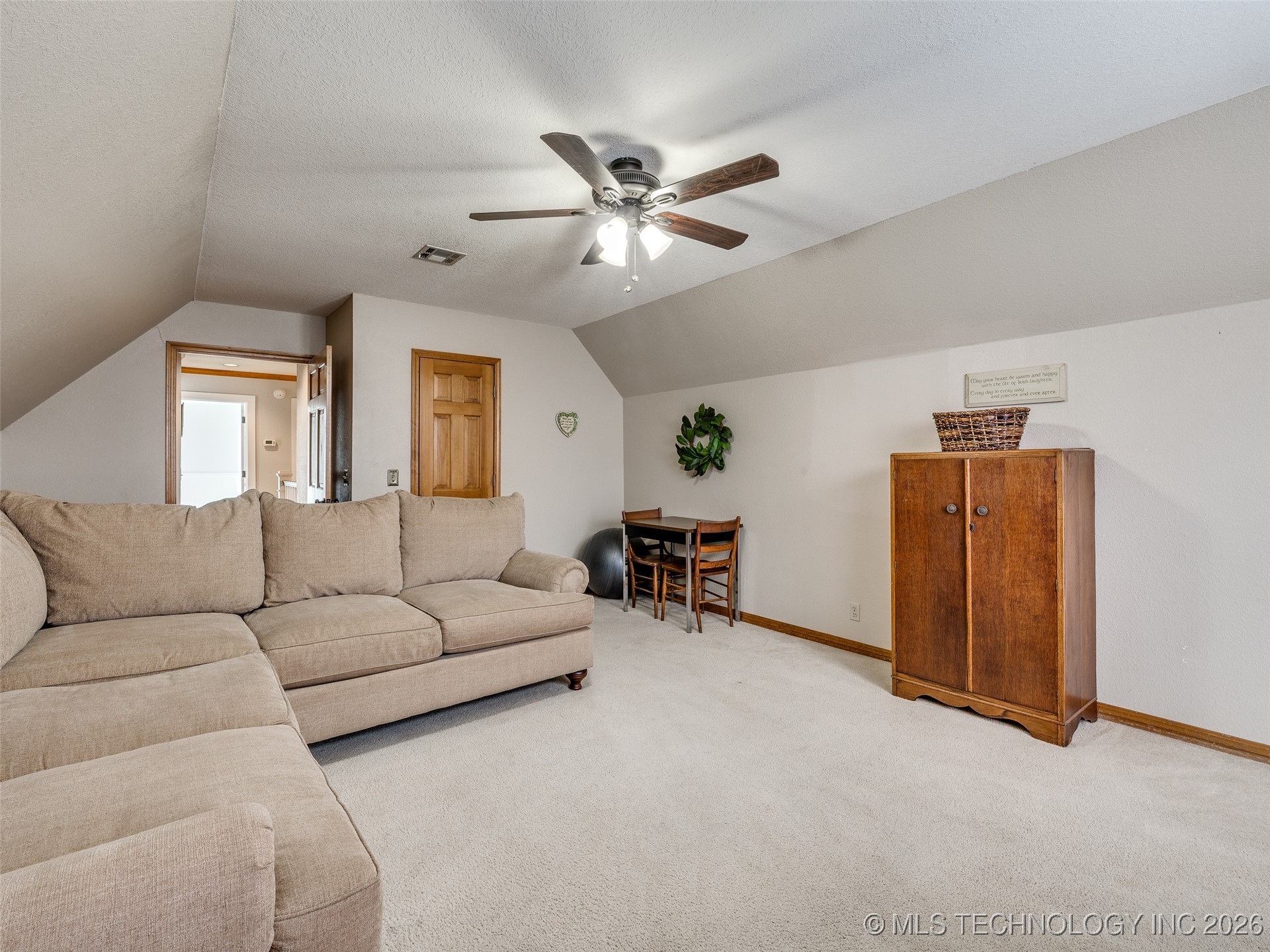 9040 S 39th West Avenue Property Photo 48