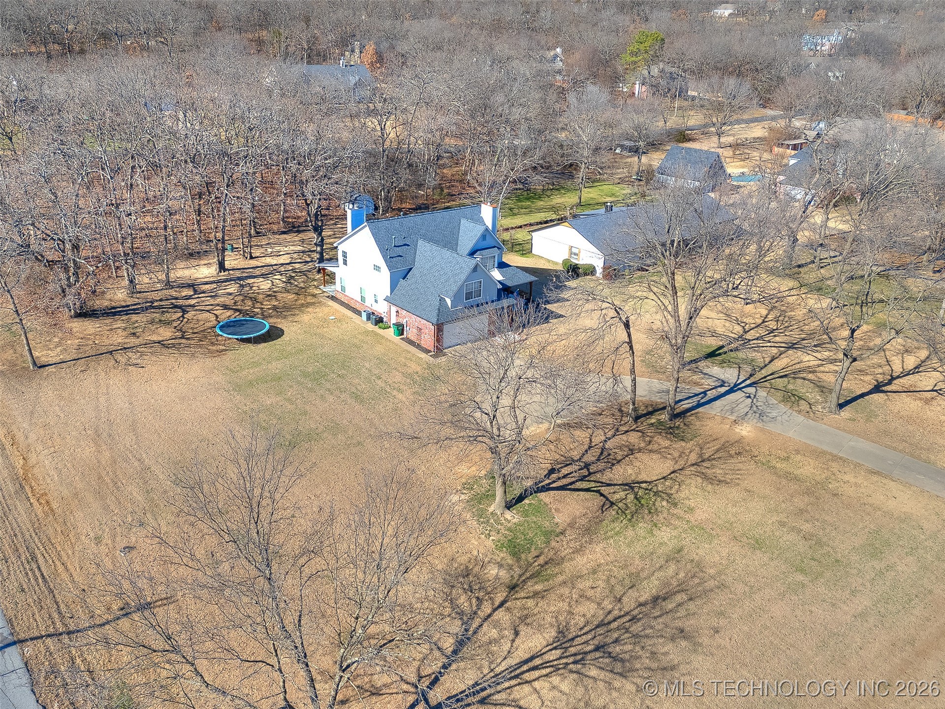 9040 S 39th West Avenue Property Photo 56