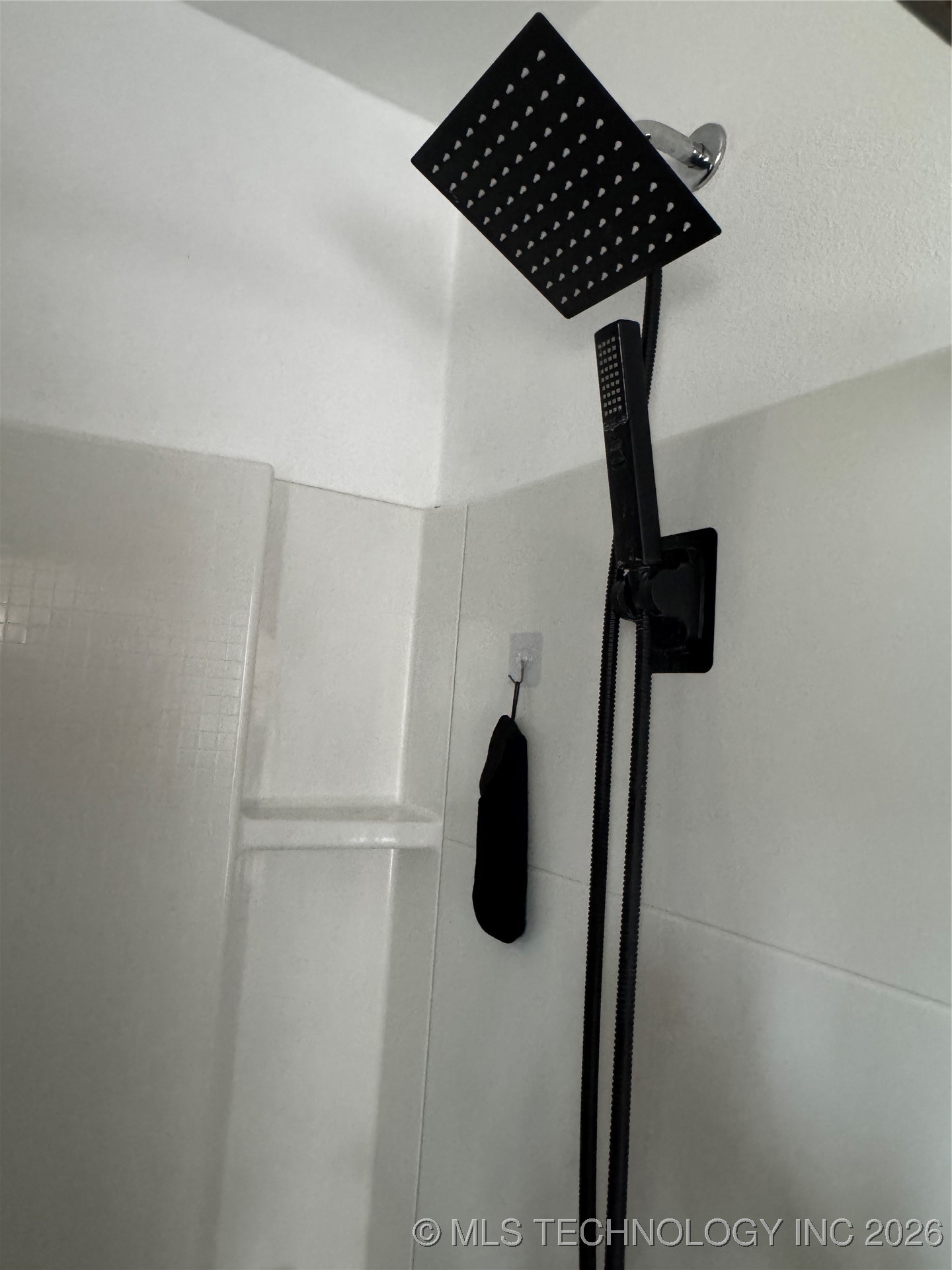 111 Hickory Property Photo 21