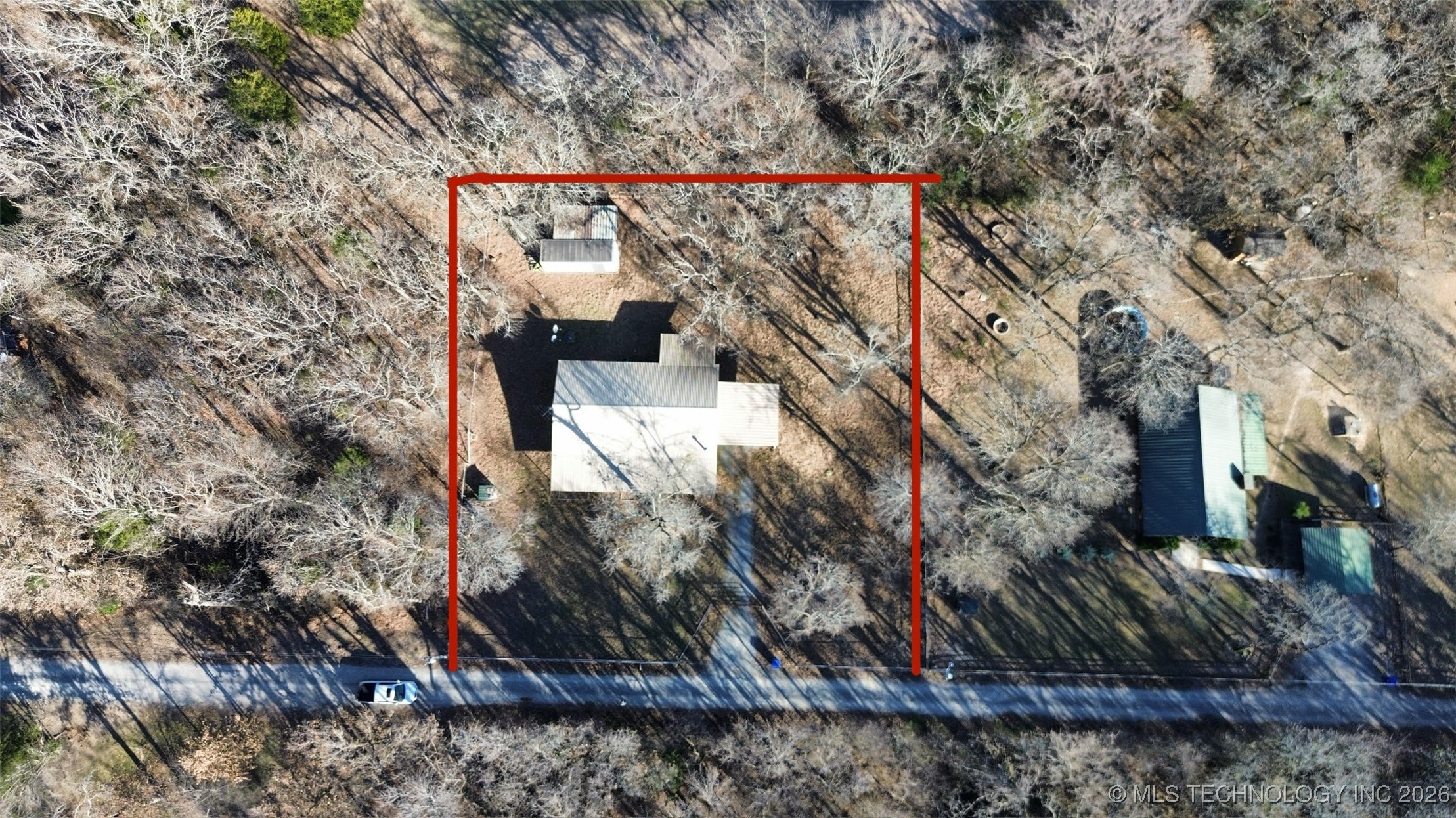 111 Hickory Property Photo 38