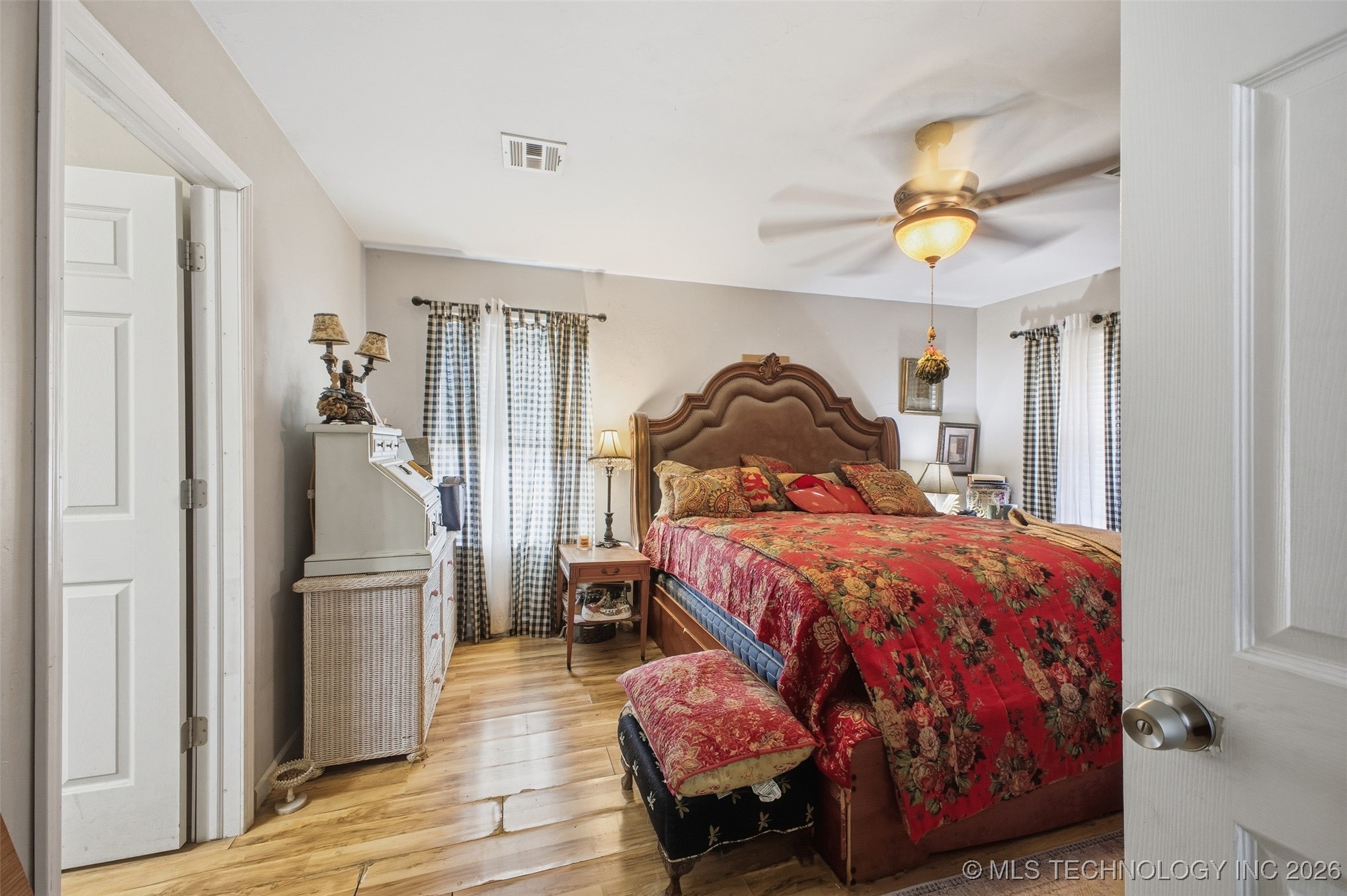 19661 County Road 3500 Property Photo 8