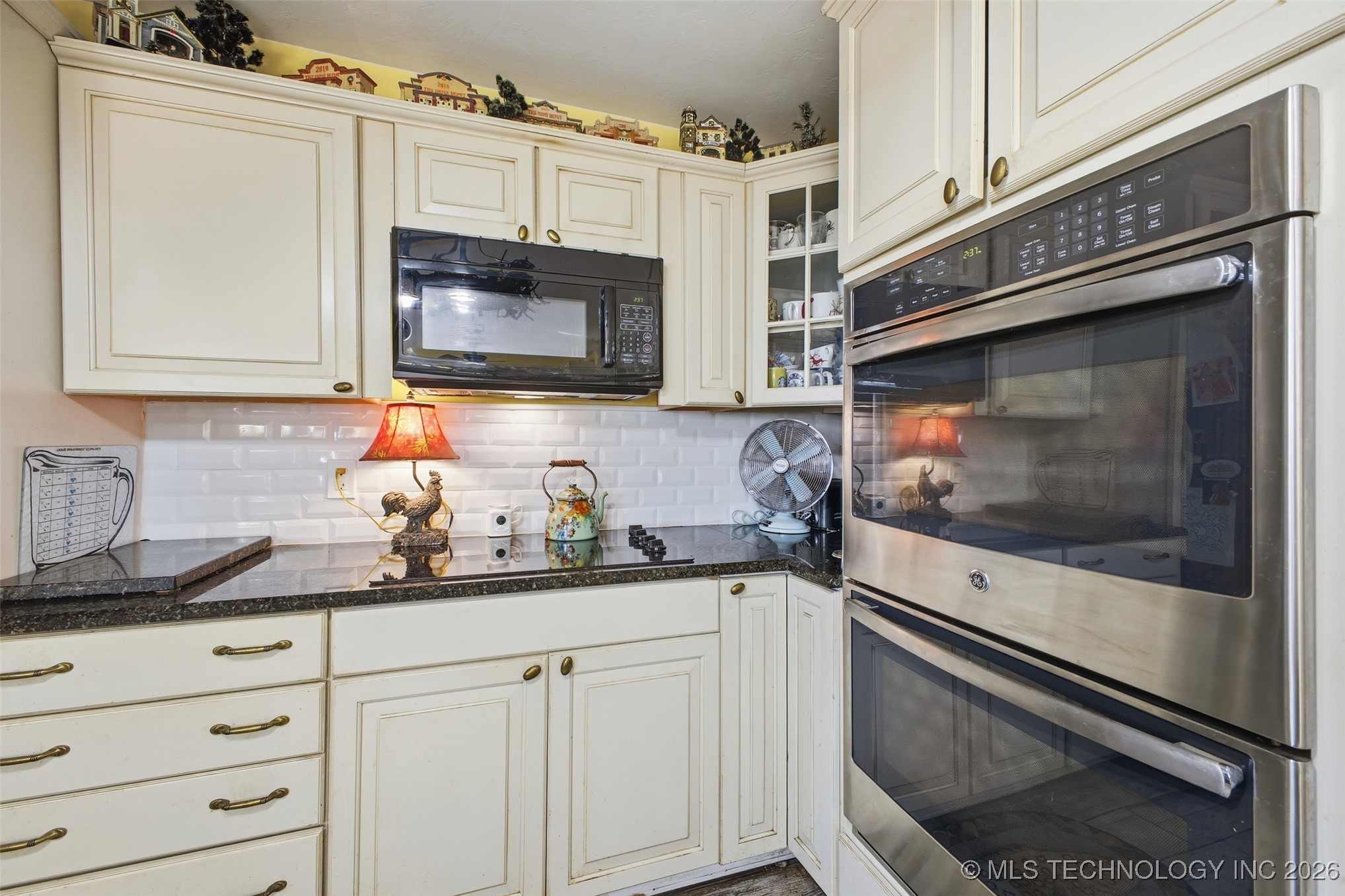 19661 County Road 3500 Property Photo 23