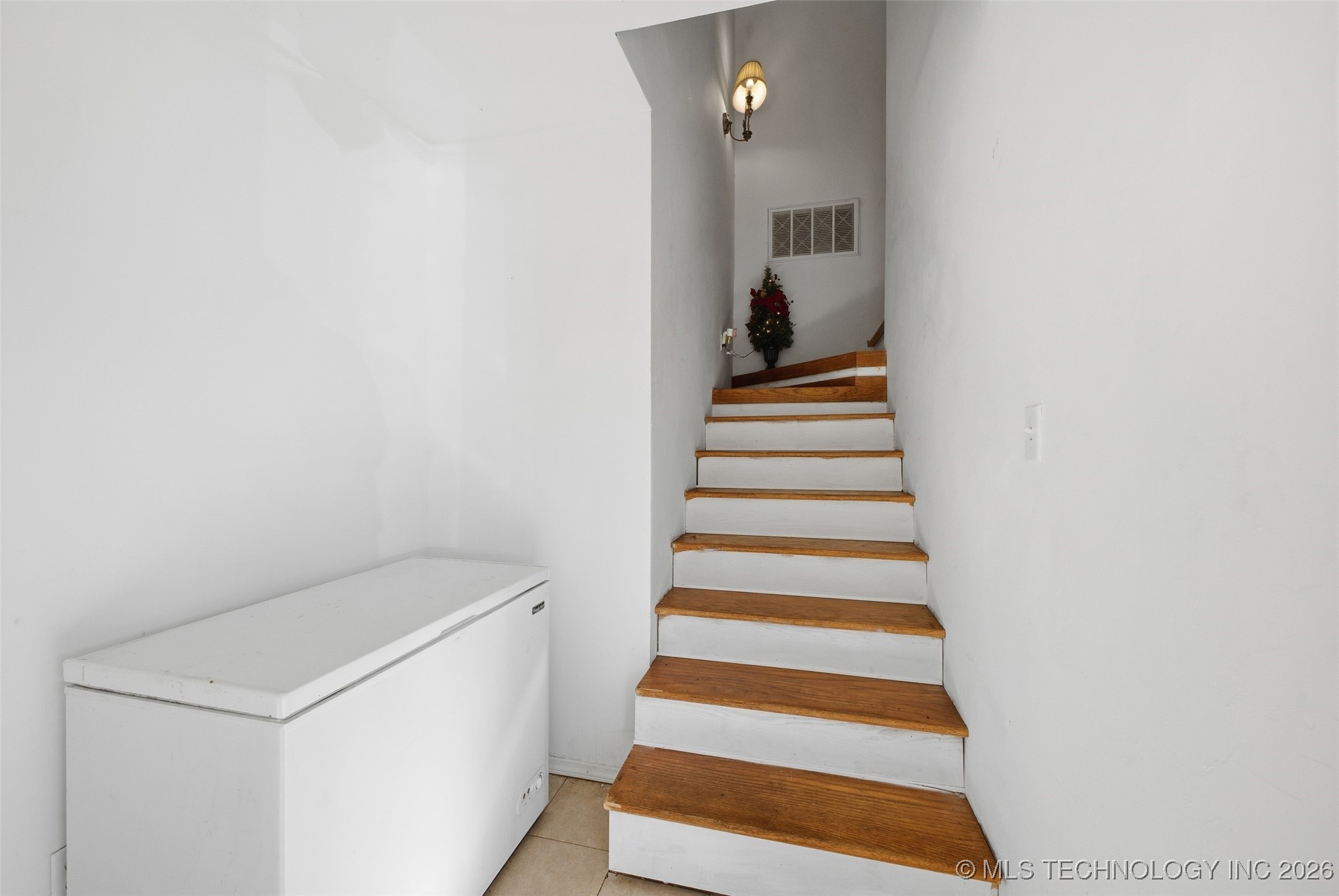 19661 County Road 3500 Property Photo 38