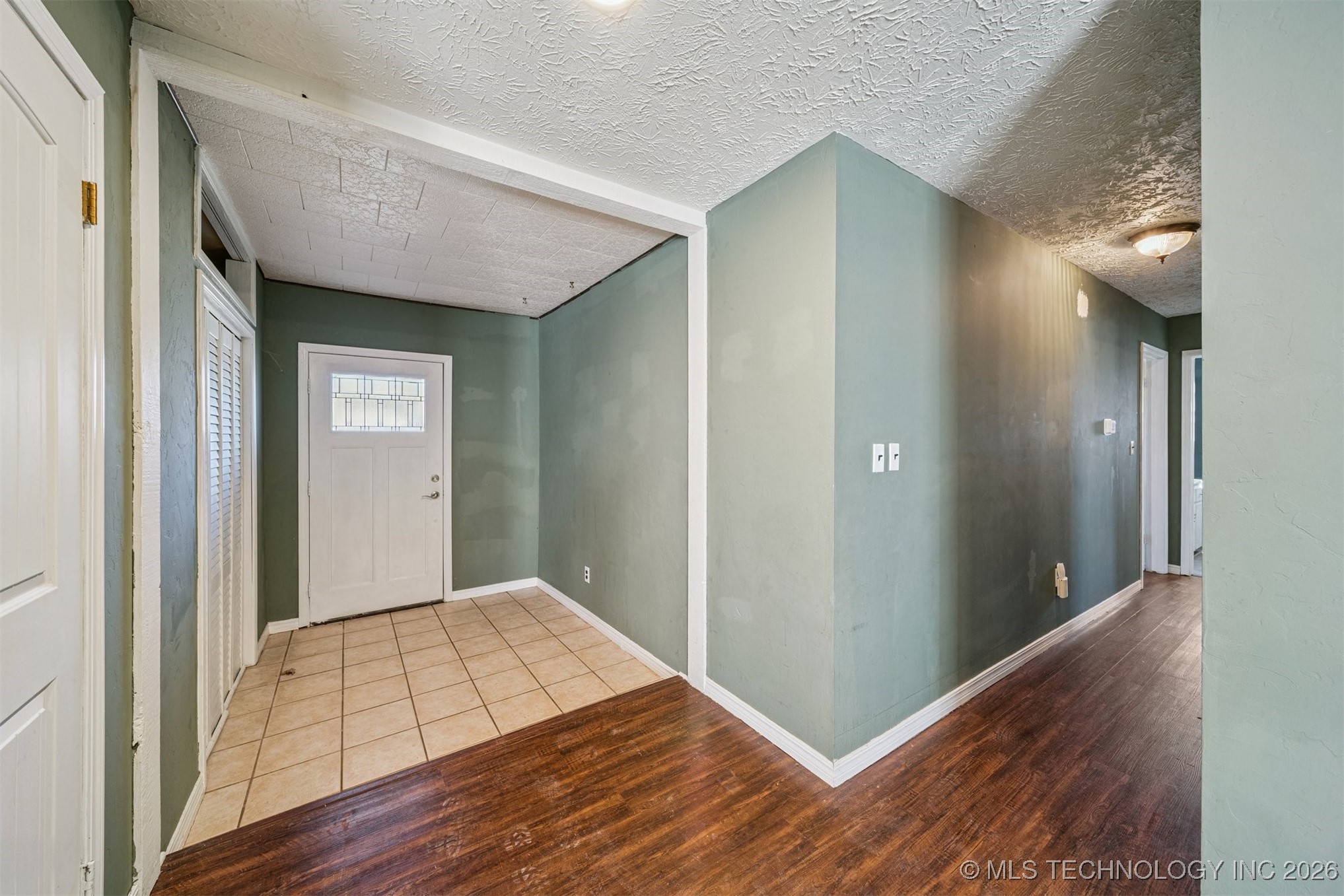 1120 Cottonwood Court Property Photo 17