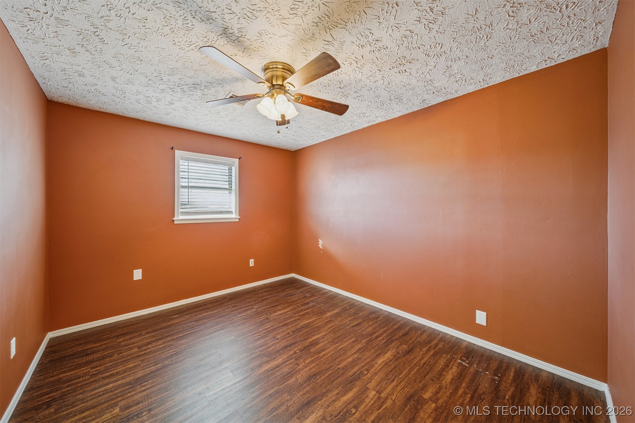 1120 Cottonwood Court Property Photo 19