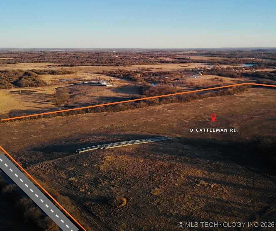 0 Cattlemen Property Photo 1