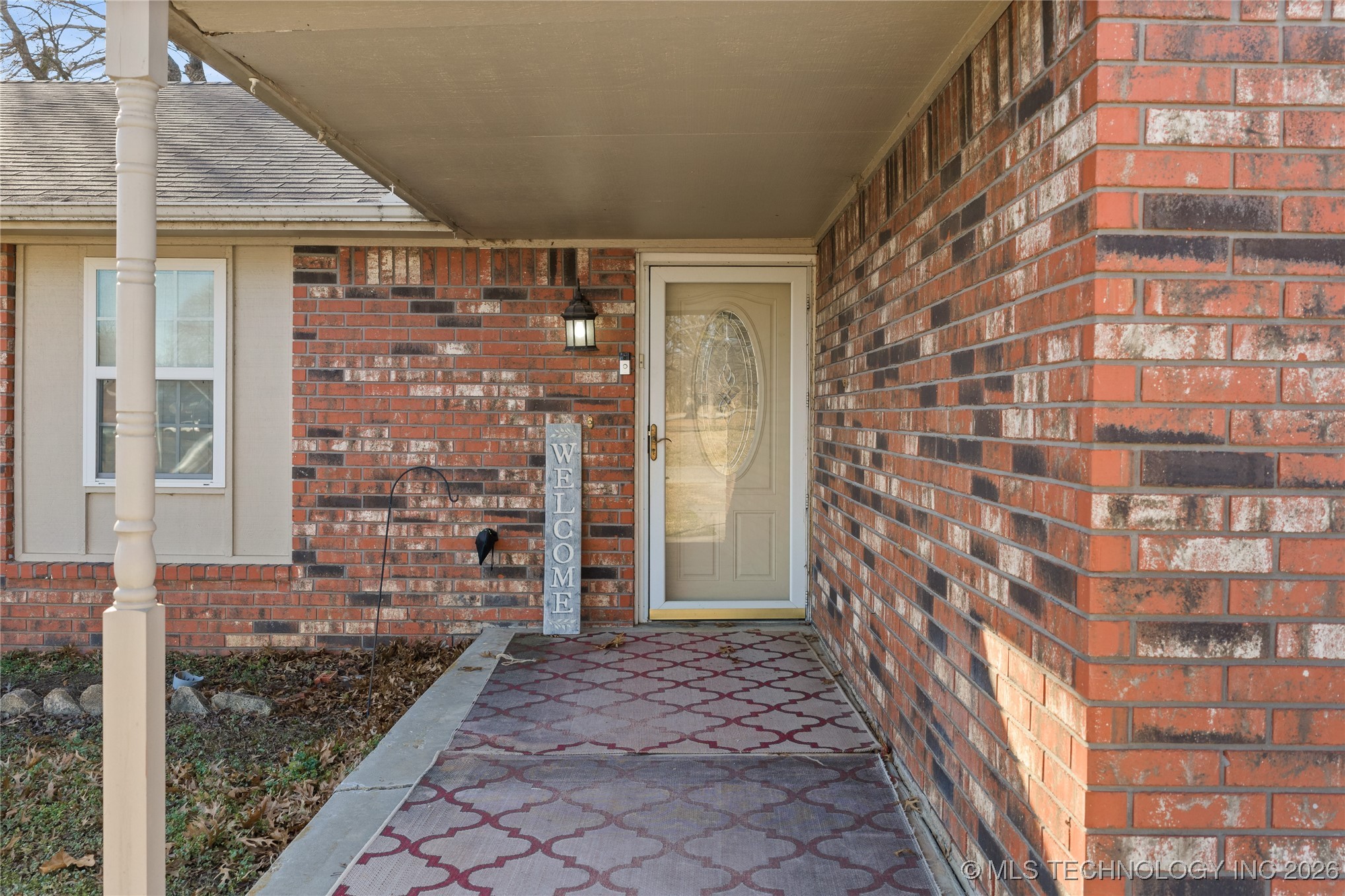 1209 W Chickasha Property Photo 2