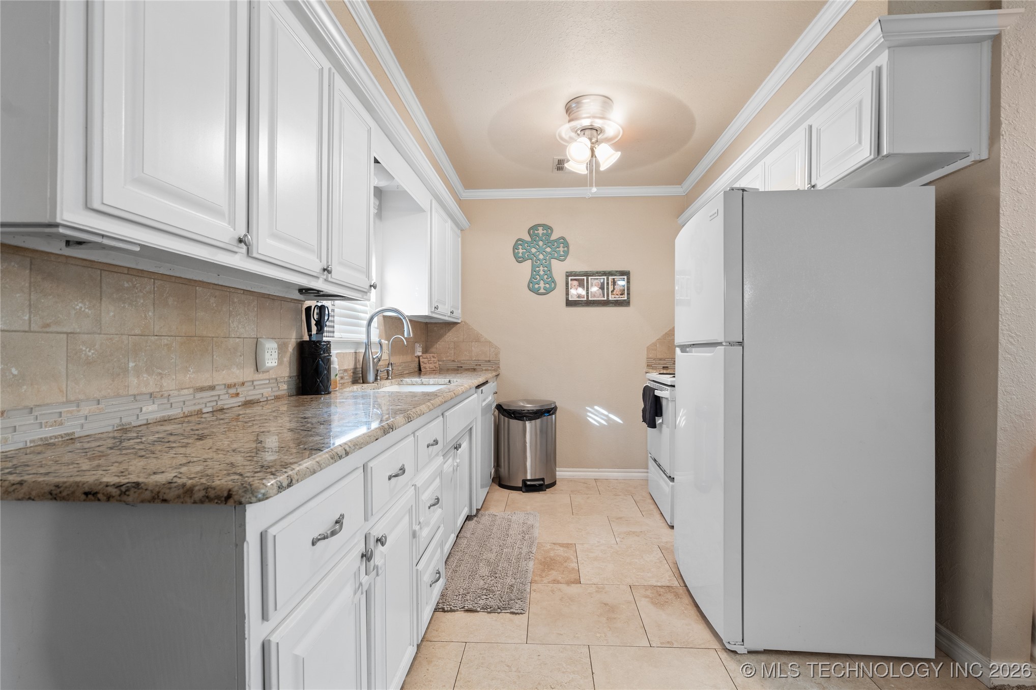 1209 W Chickasha Property Photo 19