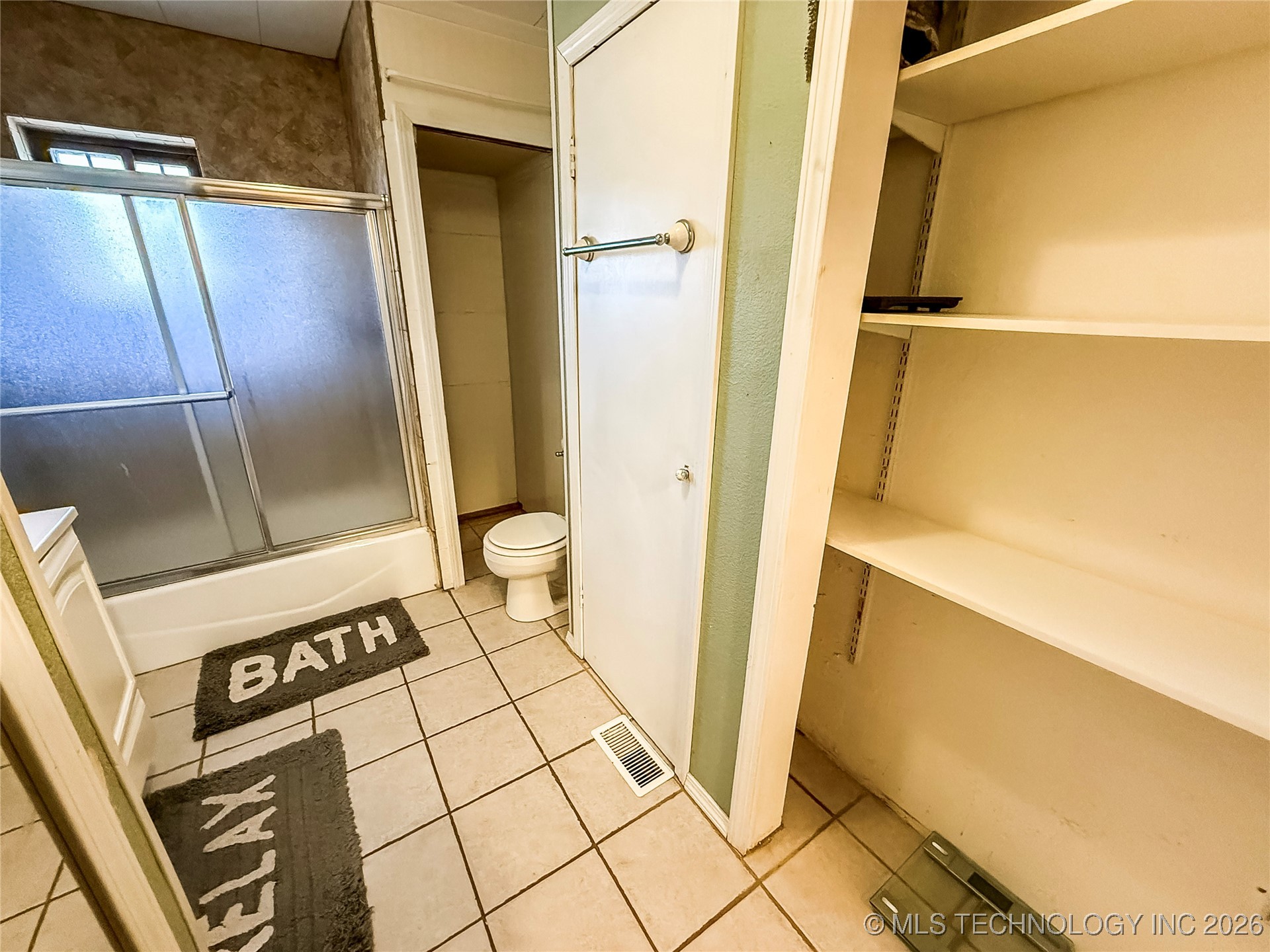 4935 Keller Road Property Photo 12