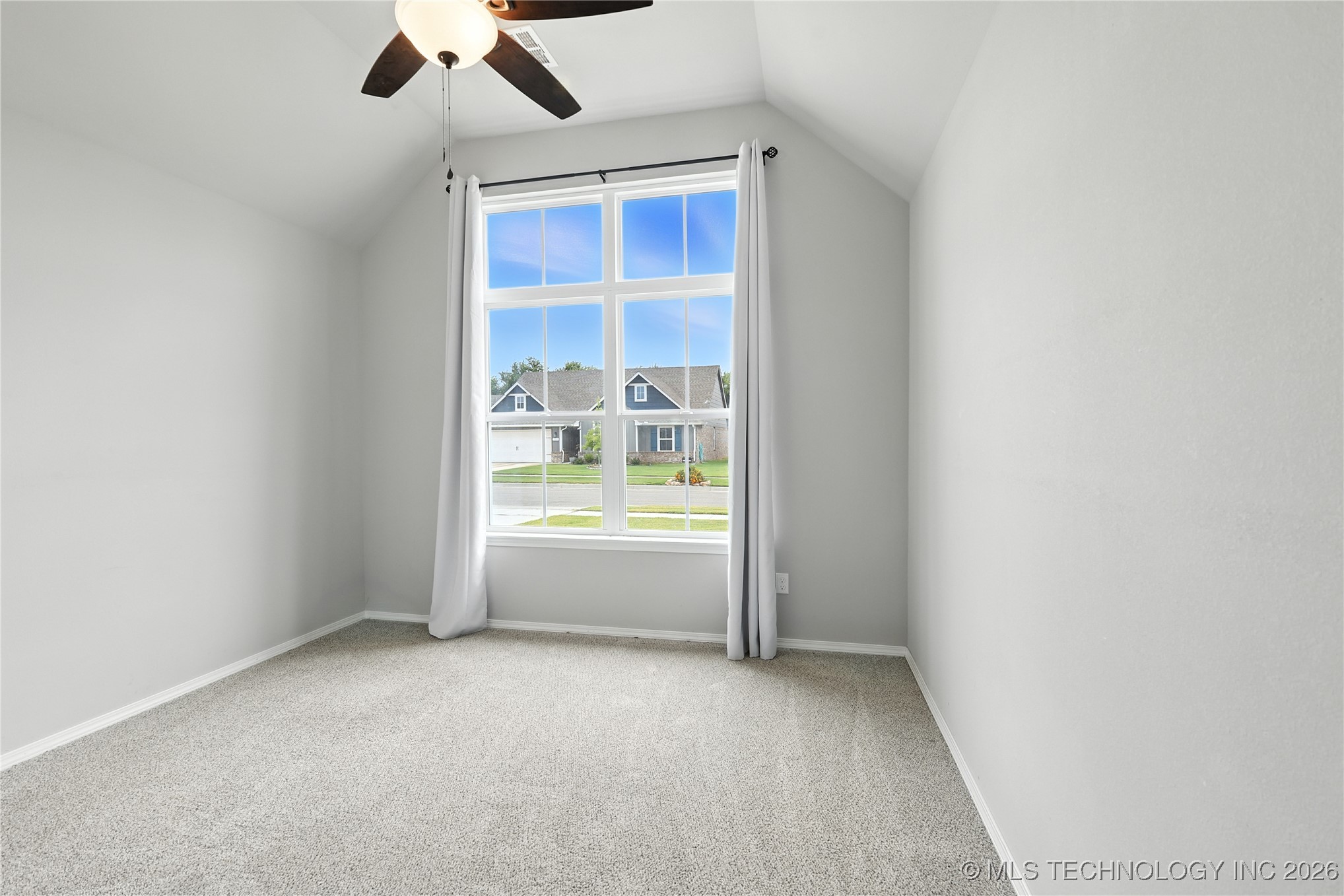 15903 E 74th Street North Property Photo 12