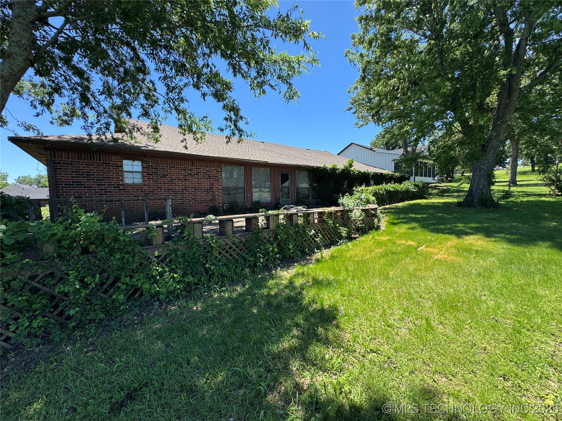 50 Fairway Drive Property Photo 4