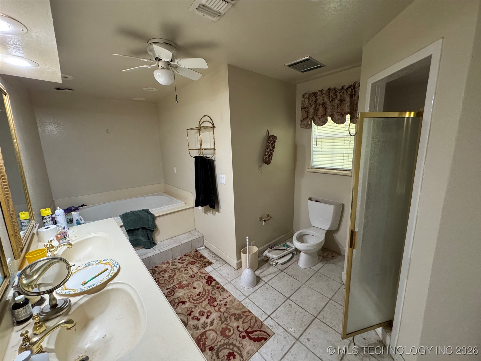 50 Fairway Drive Property Photo 19