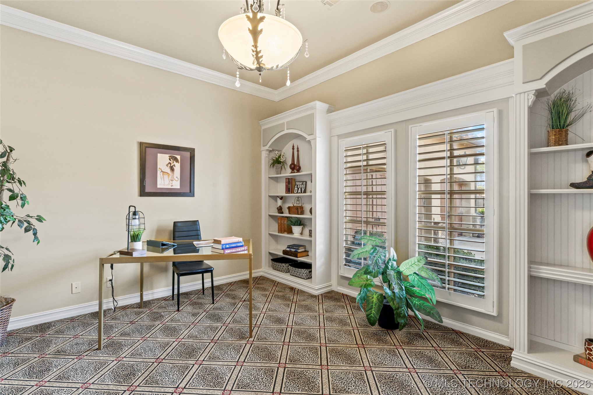 11319 S College Avenue Property Photo 6