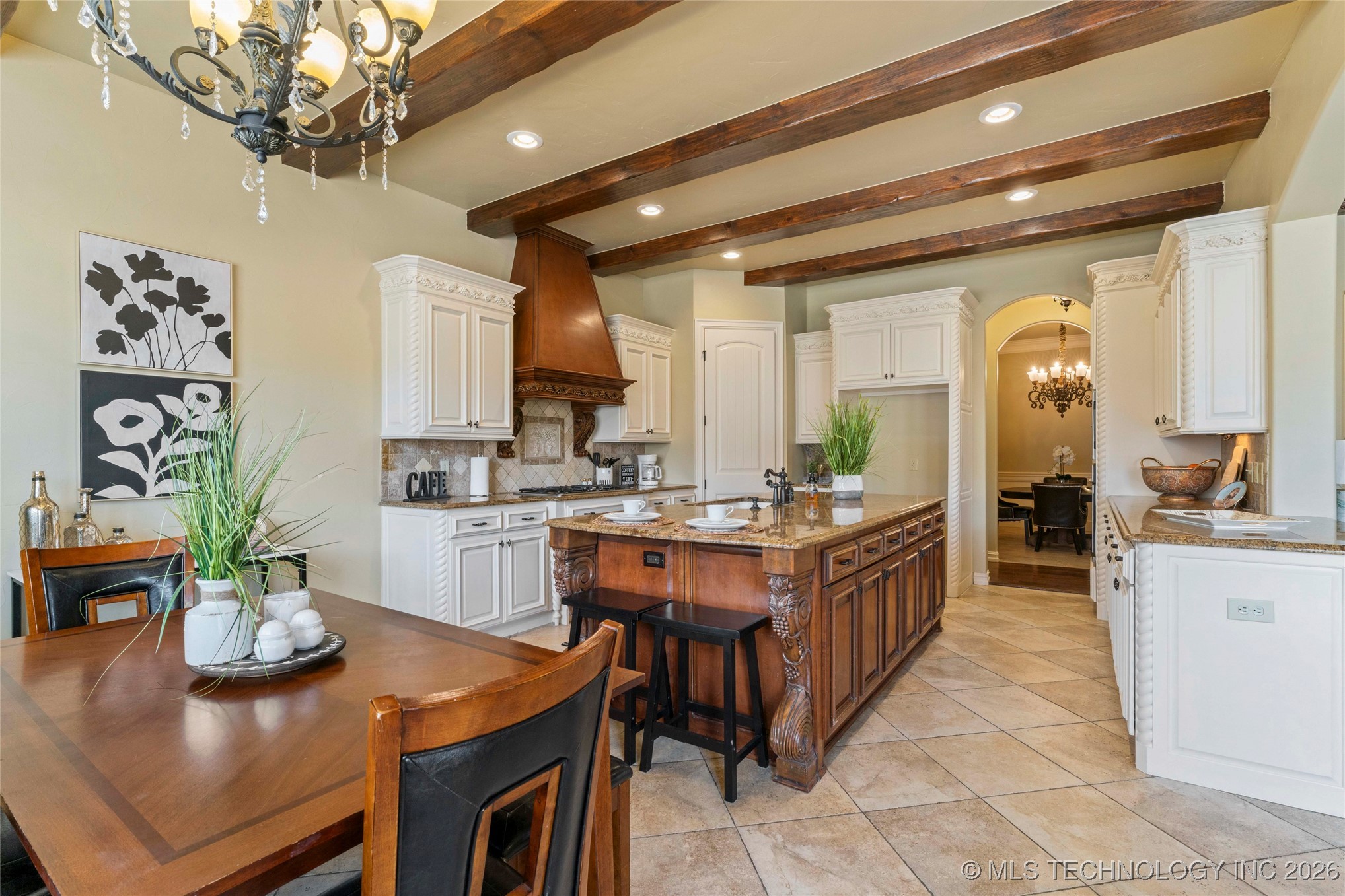 11319 S College Avenue Property Photo 15