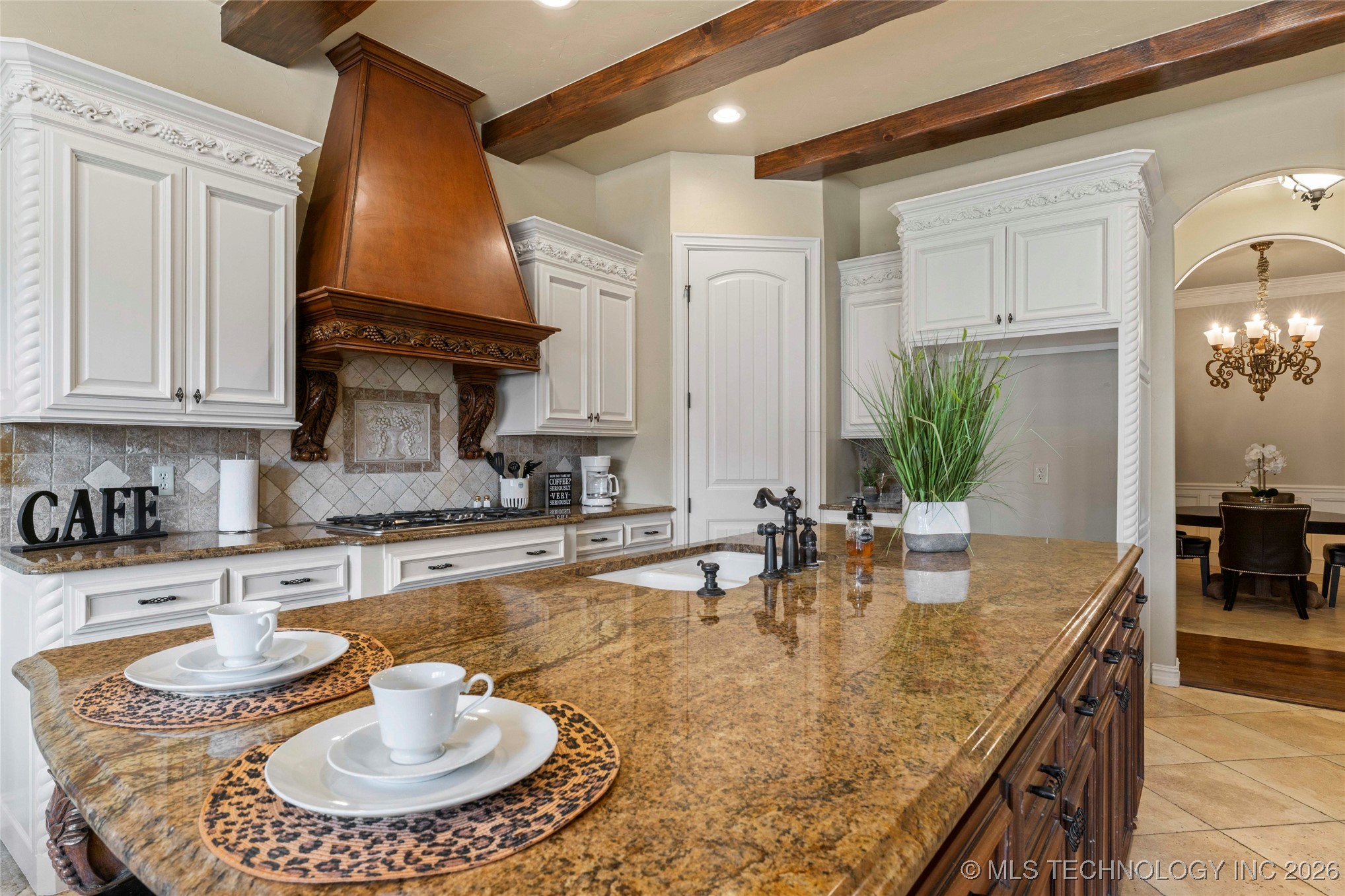 11319 S College Avenue Property Photo 16