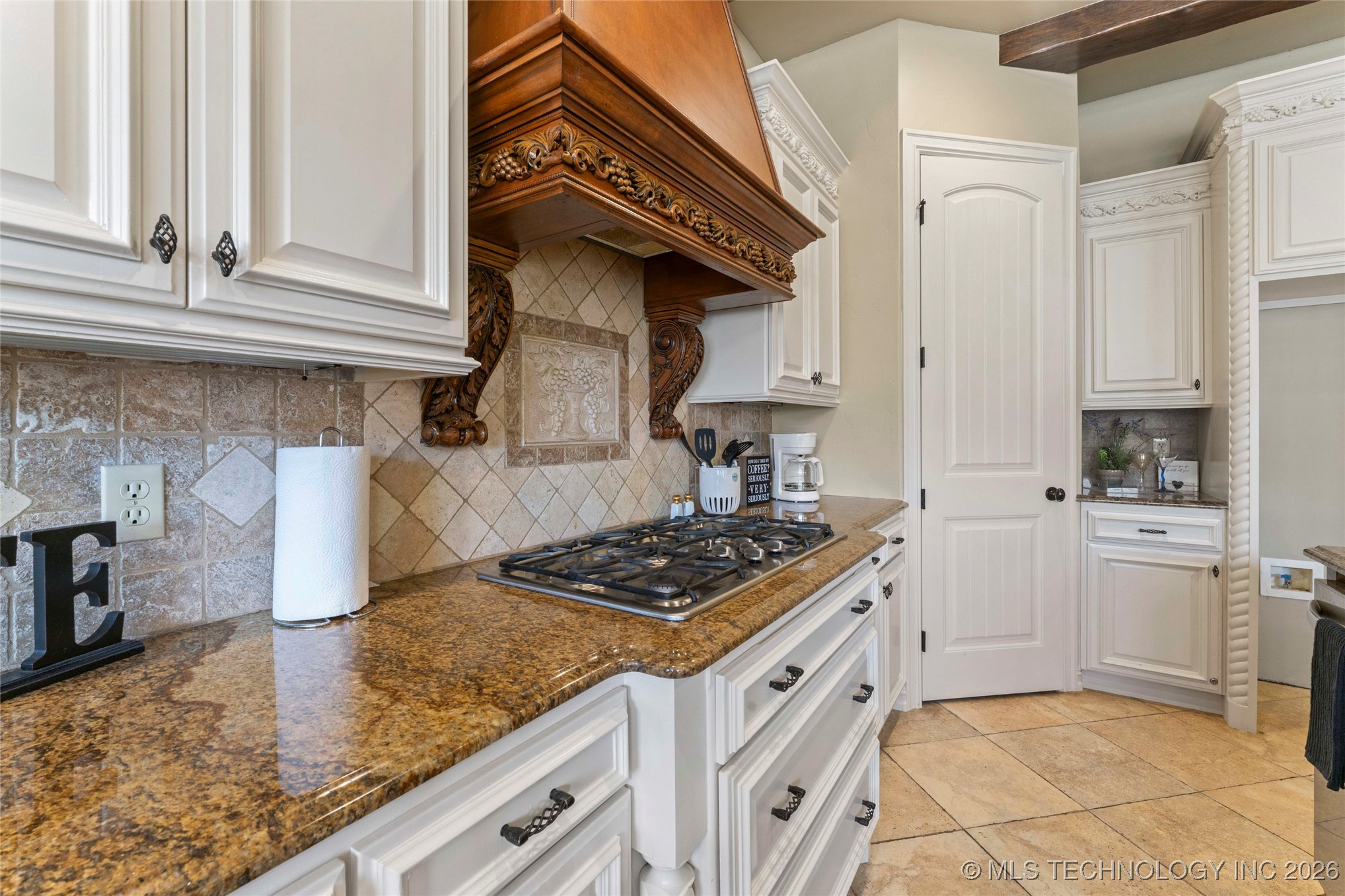 11319 S College Avenue Property Photo 18