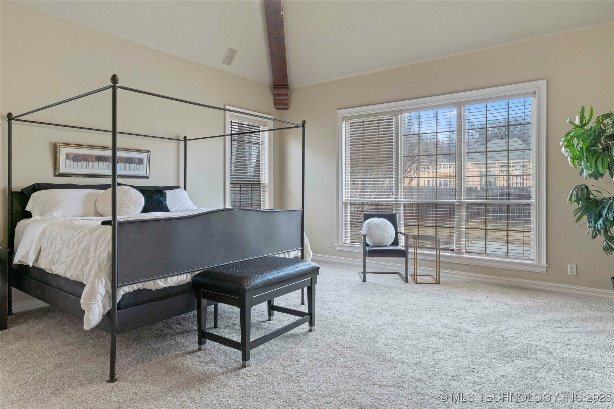 11319 S College Avenue Property Photo 22