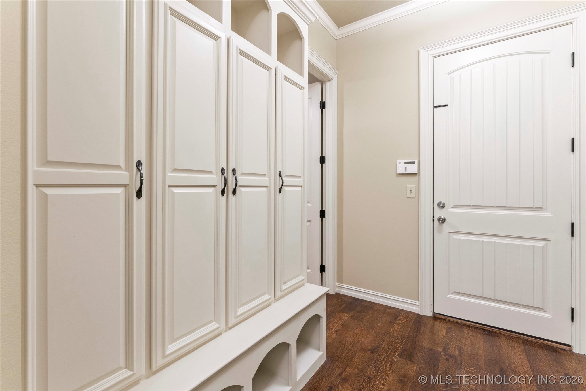 11319 S College Avenue Property Photo 38