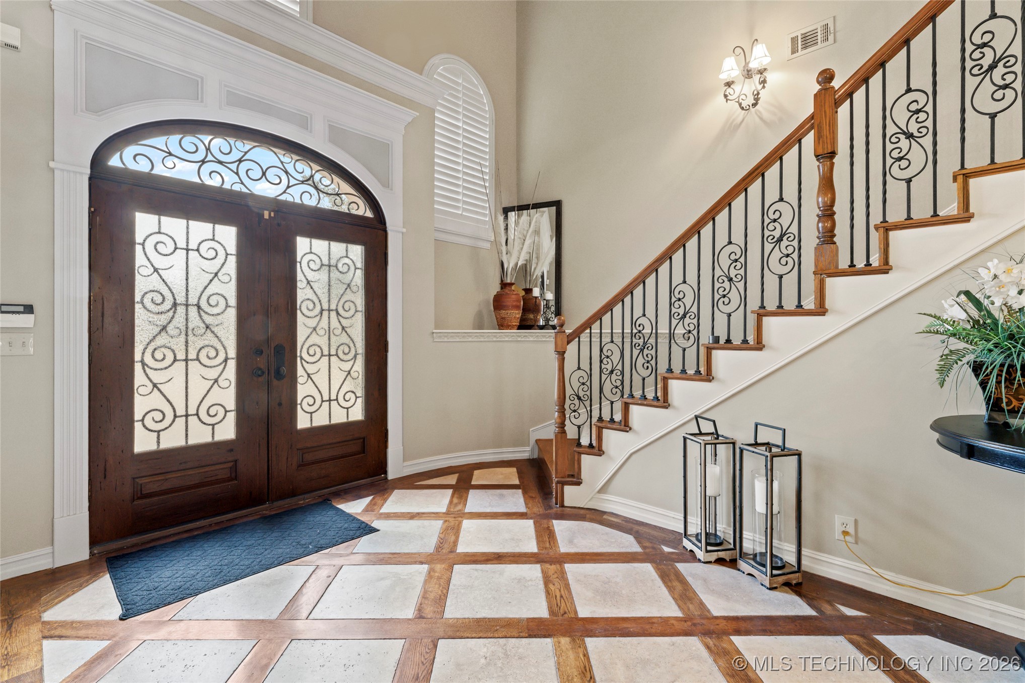 11319 S College Avenue Property Photo 41