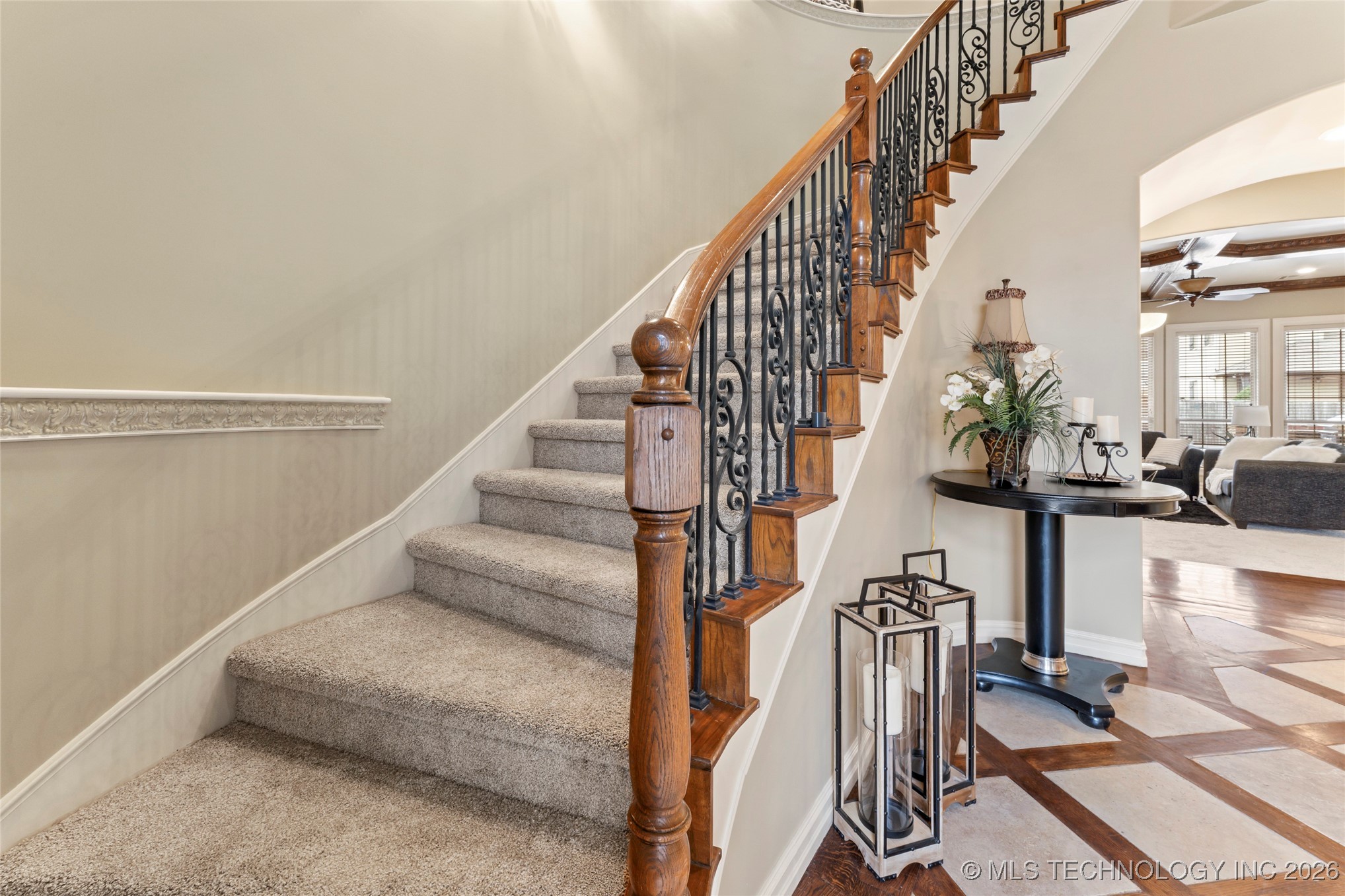 11319 S College Avenue Property Photo 43