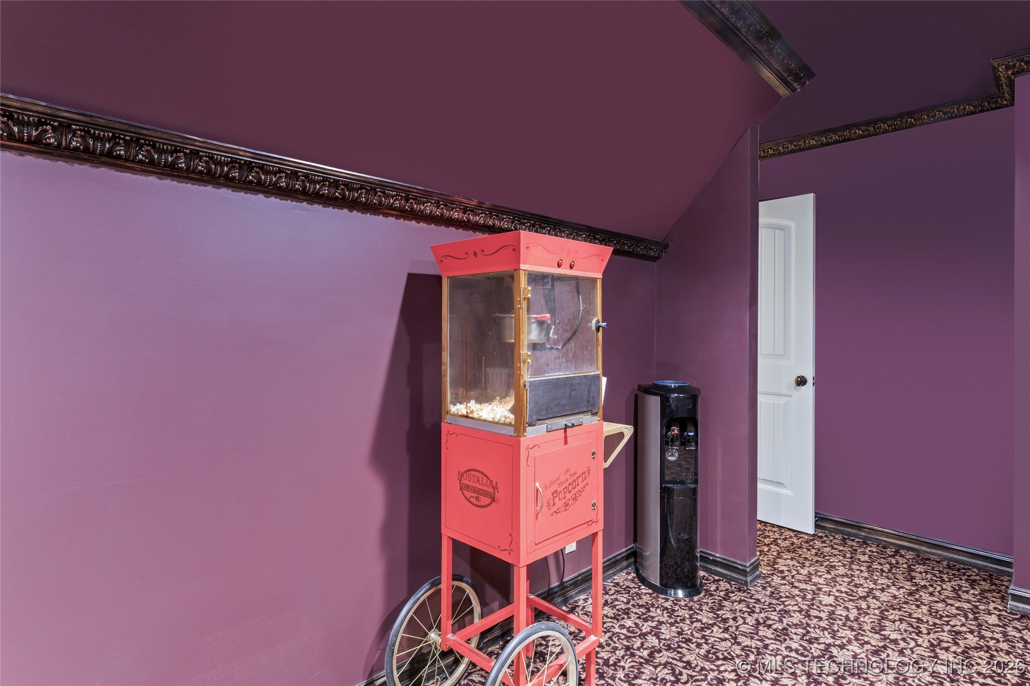 11319 S College Avenue Property Photo 58