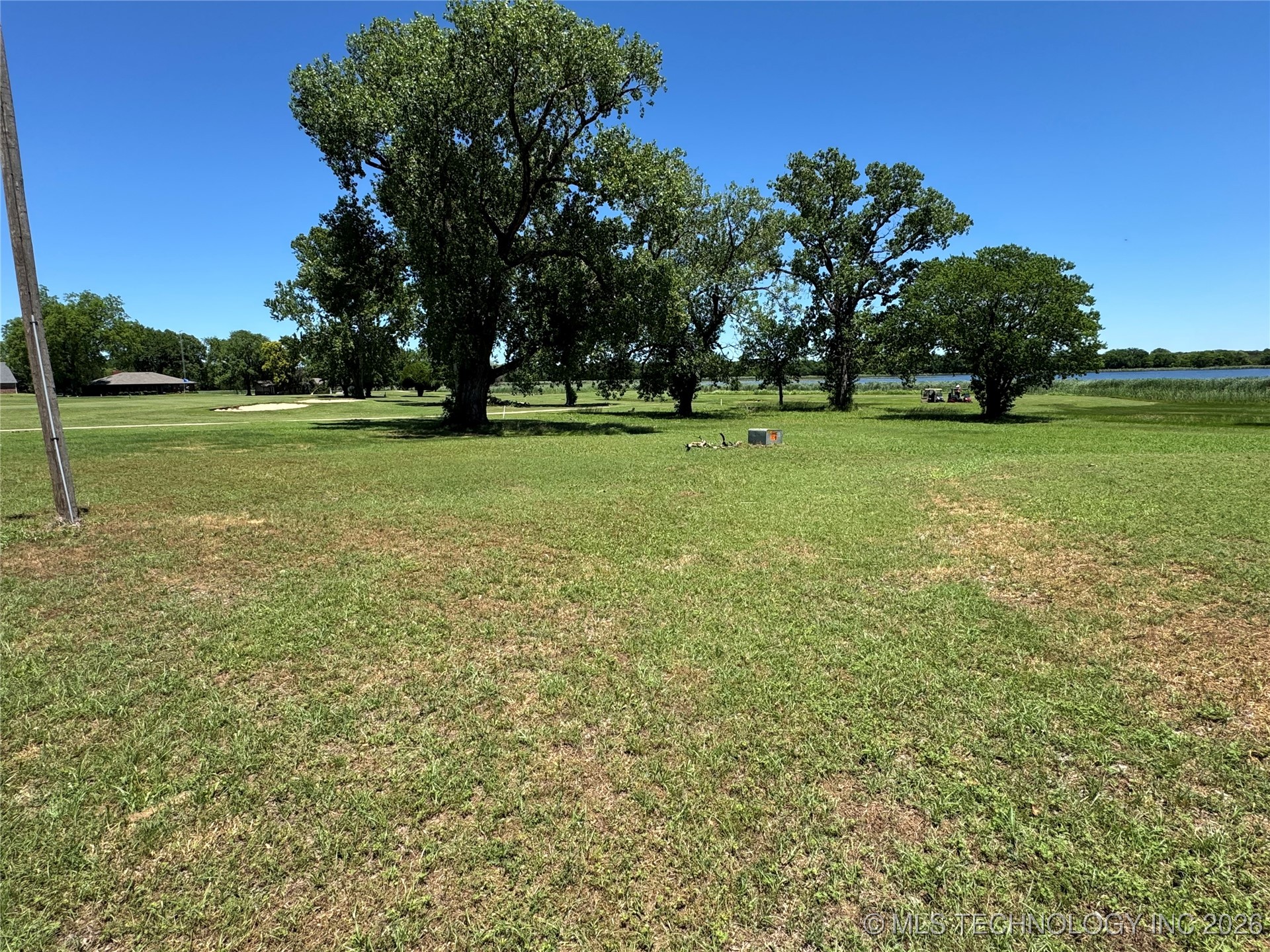 Fairway Drive Property Photo 2