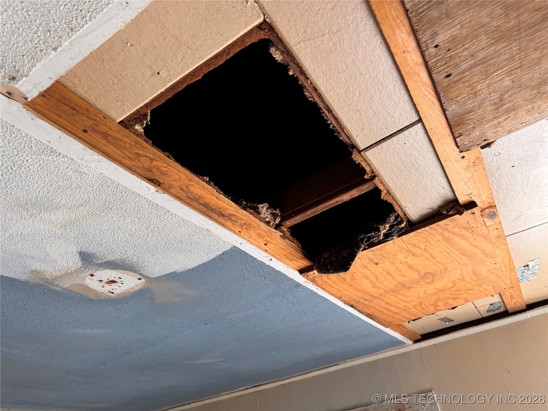 209 L Ne Property Photo 11