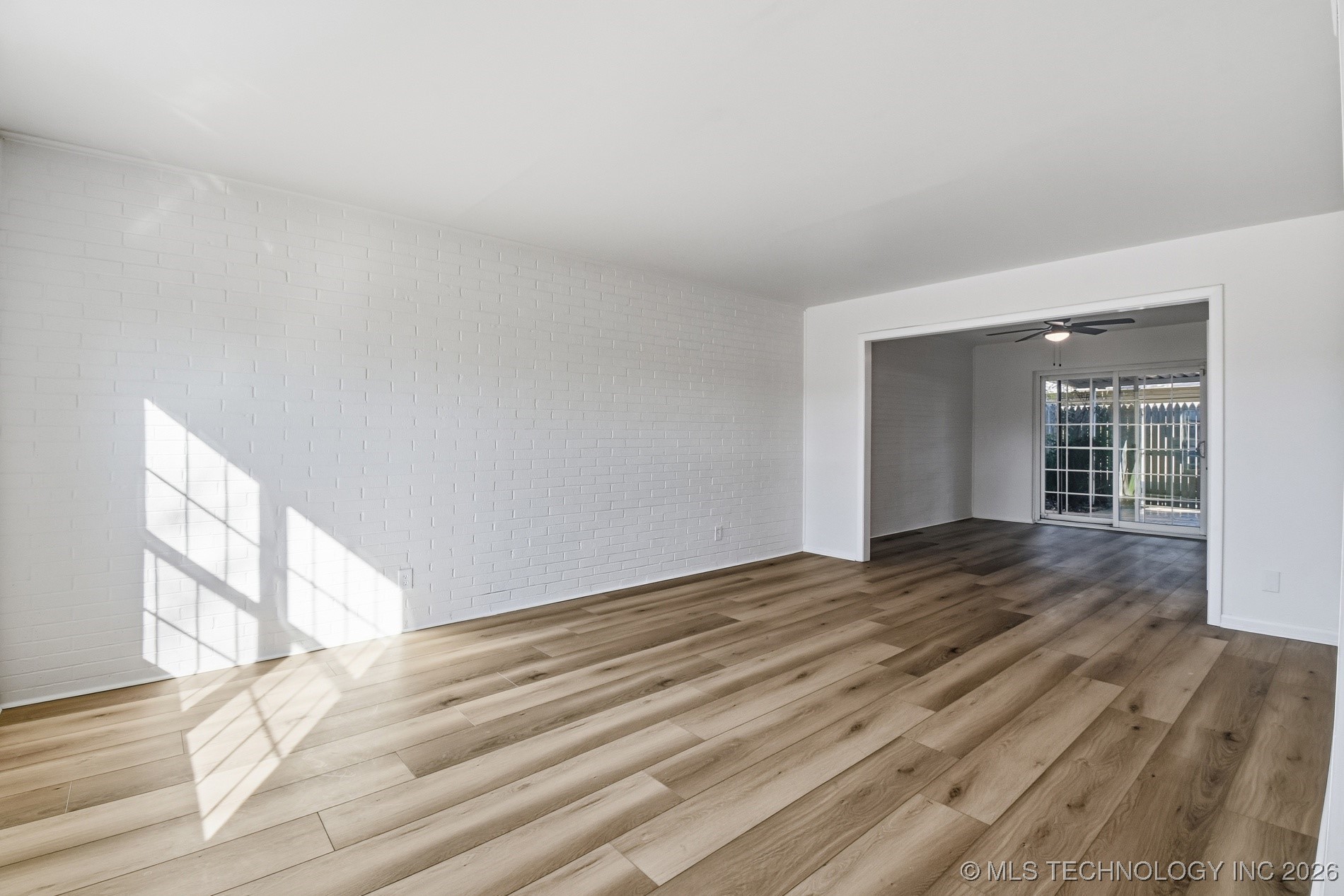 5528 E 46th Street 9 Property Photo 6