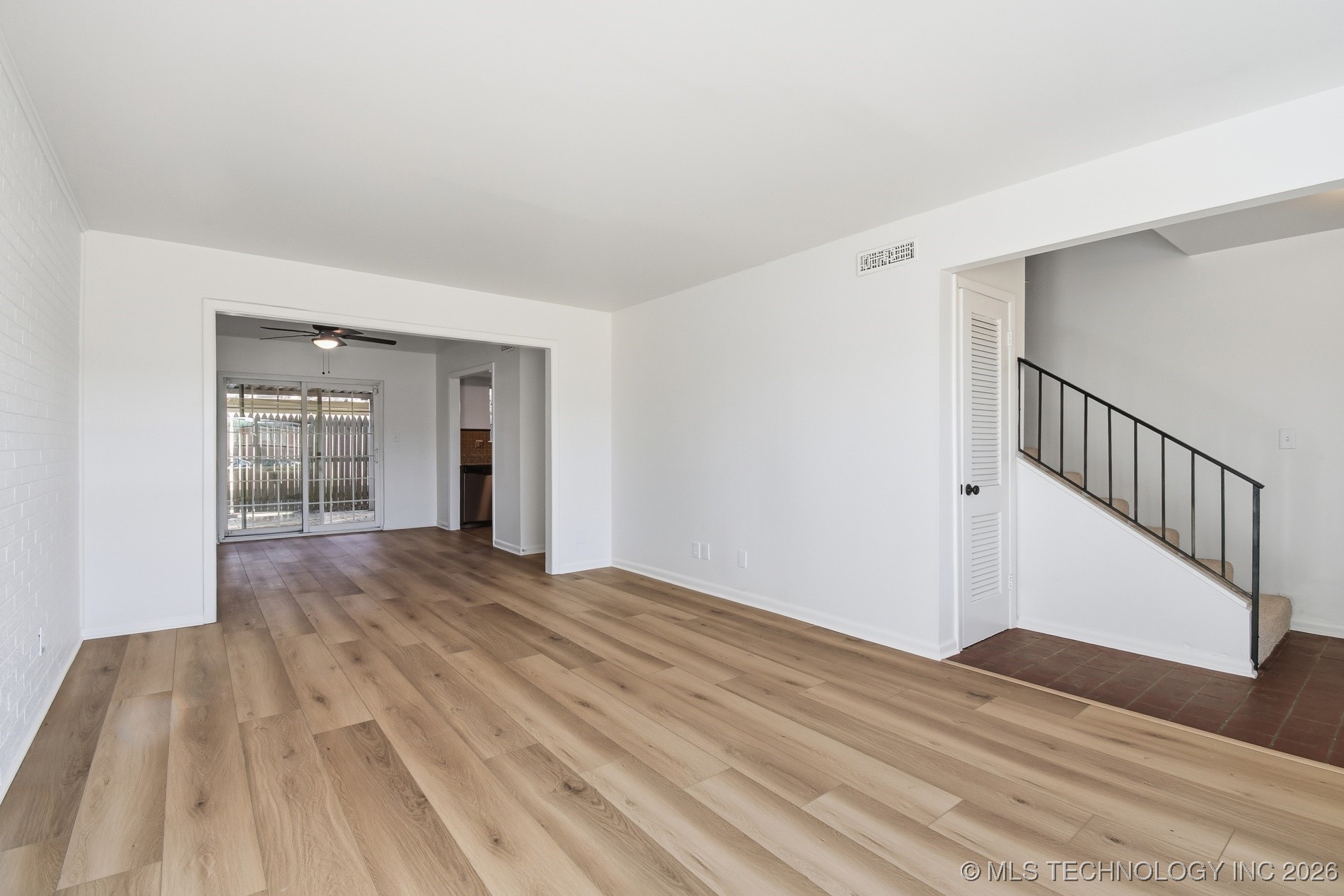 5528 E 46th Street 9 Property Photo 7