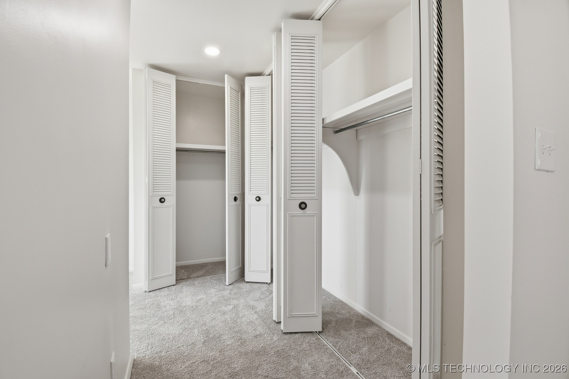 5528 E 46th Street 9 Property Photo 20