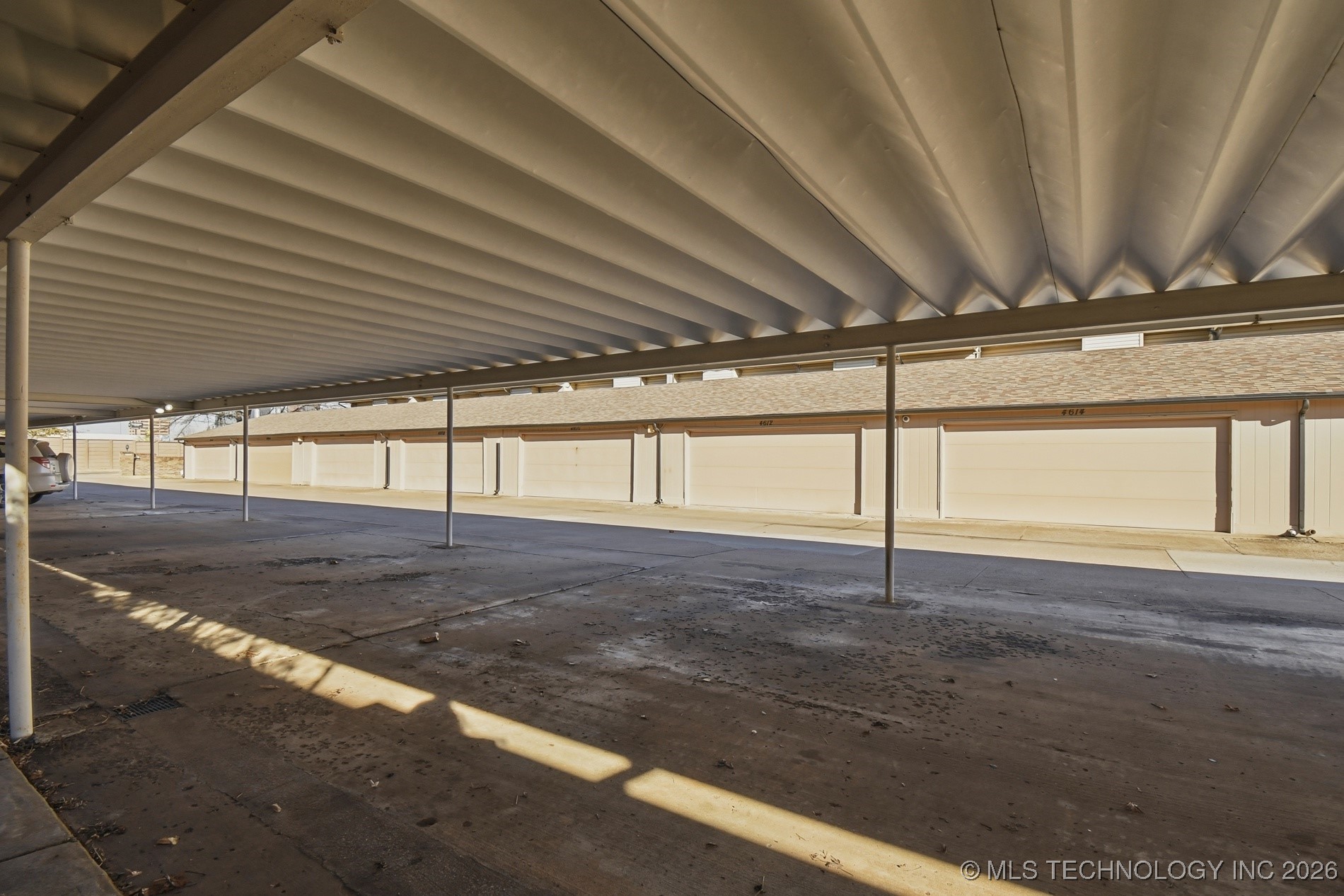 5528 E 46th Street 9 Property Photo 26