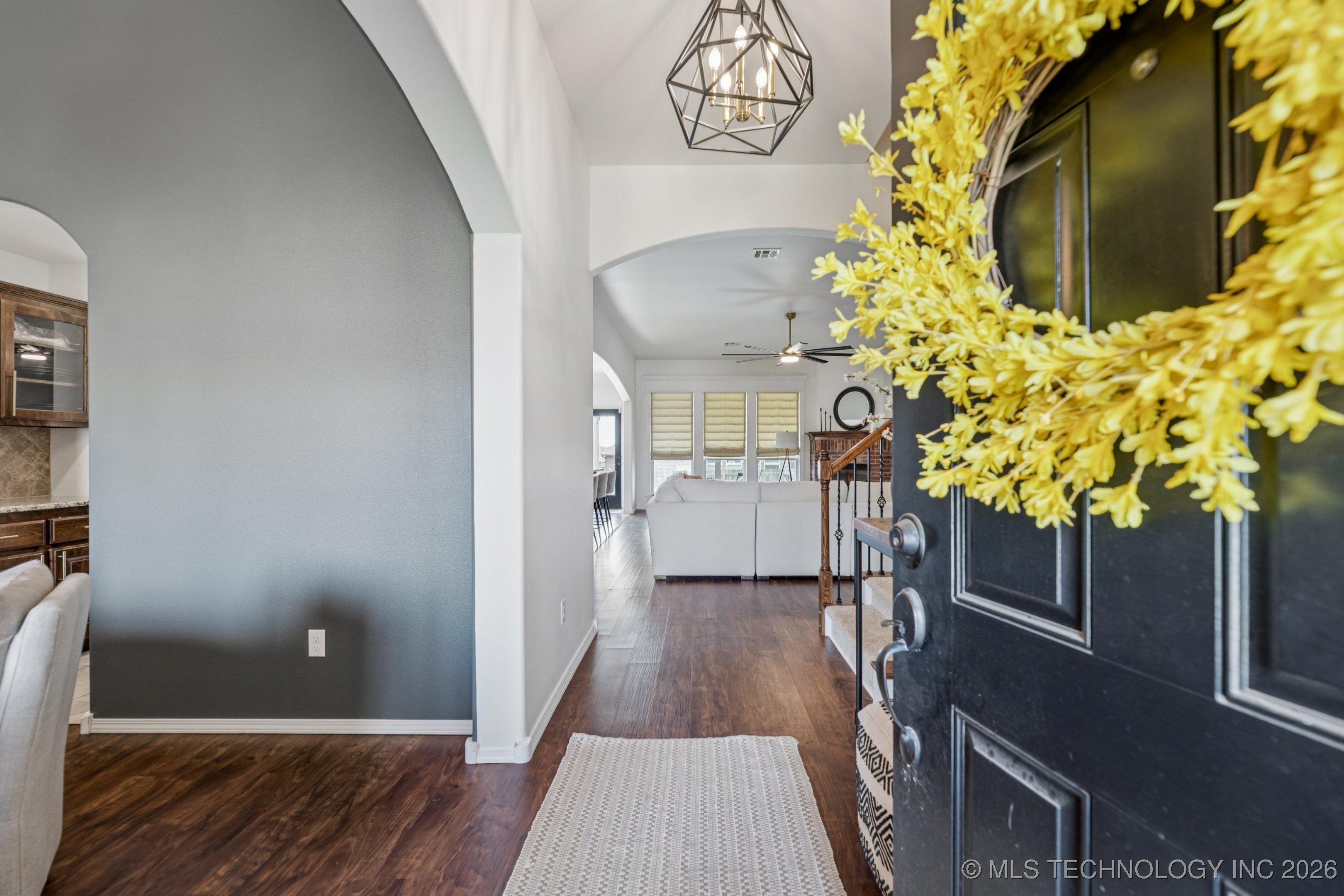 1515 E Orlando Court Property Photo 3