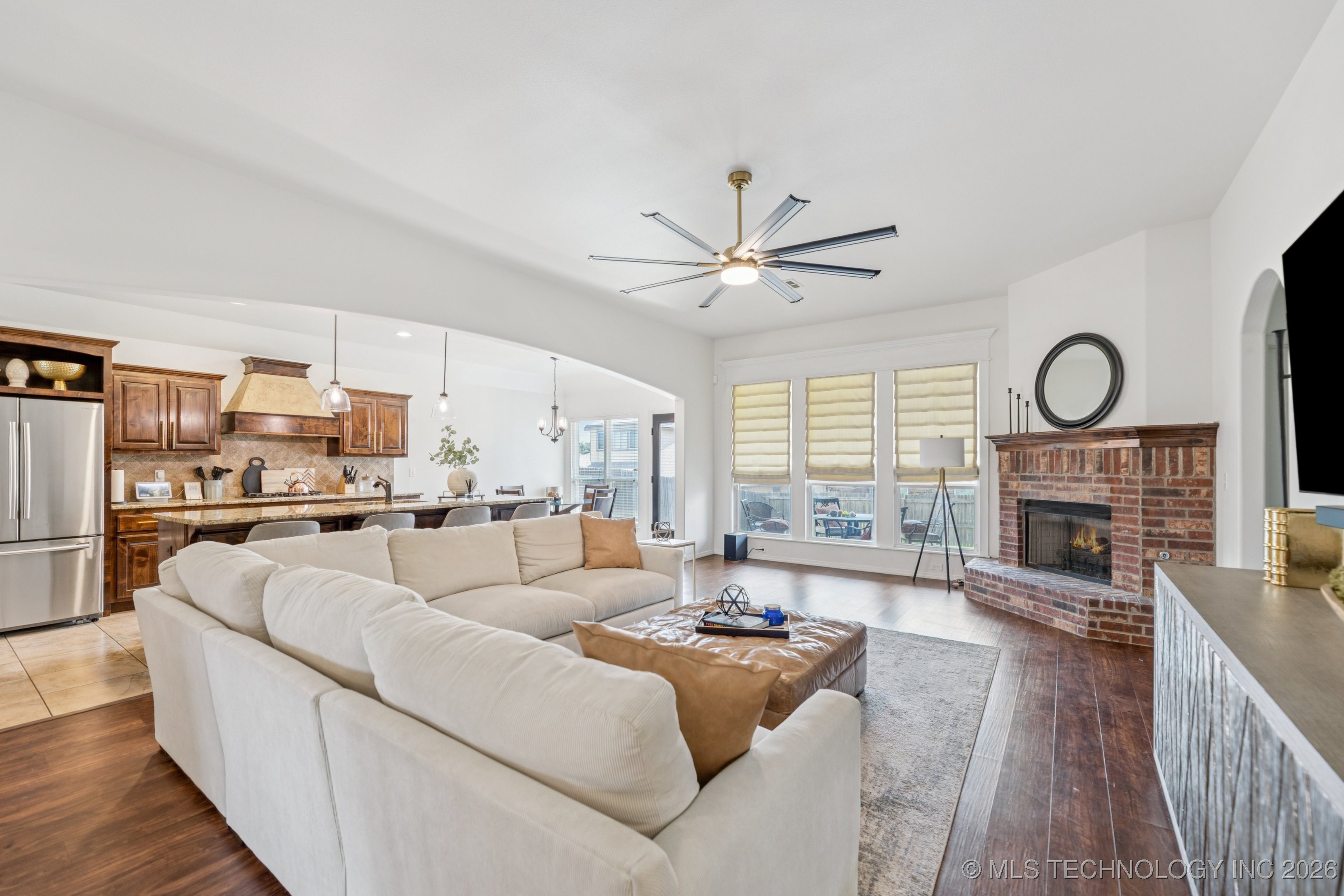 1515 E Orlando Court Property Photo 5