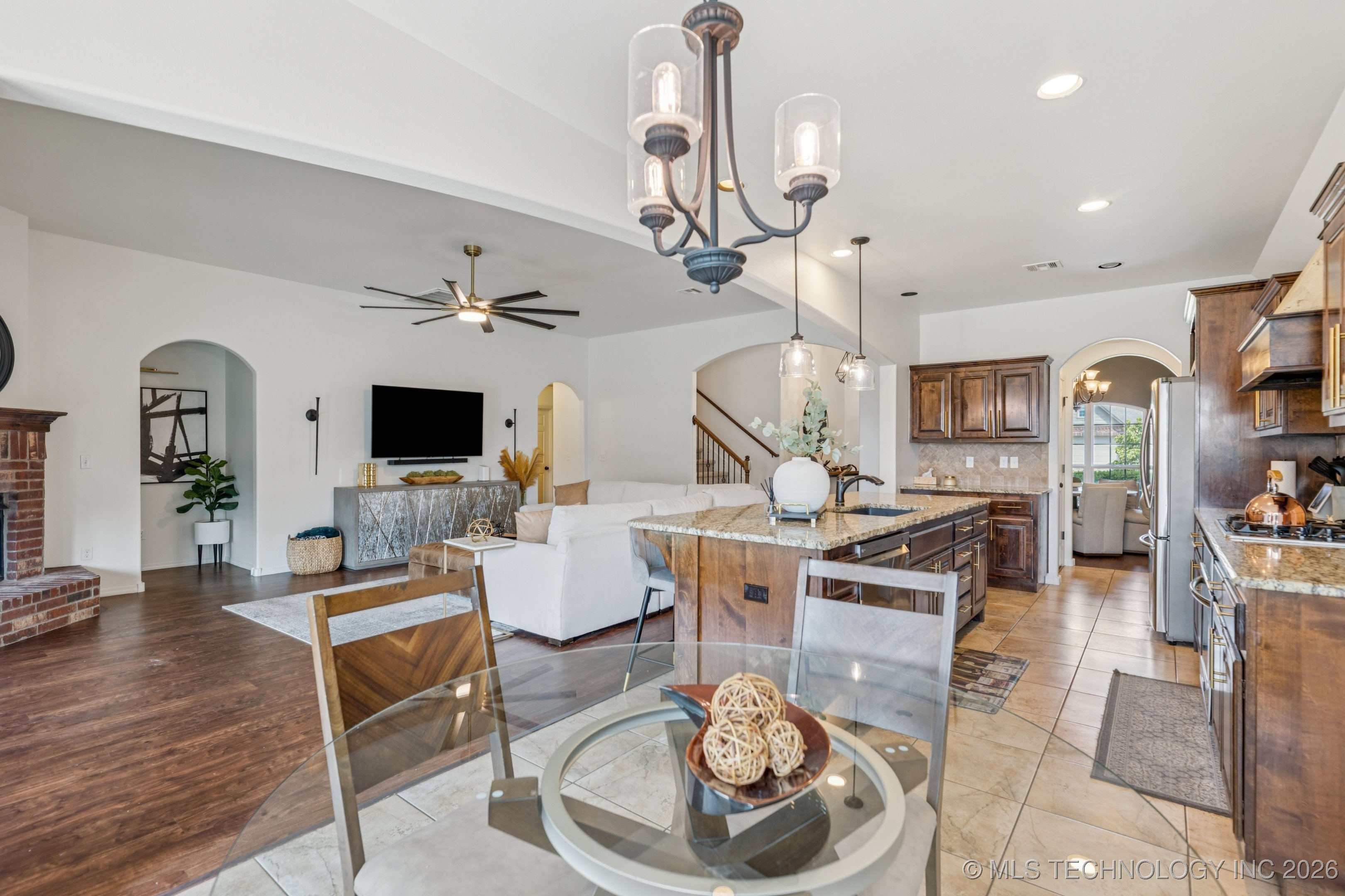 1515 E Orlando Court Property Photo 8