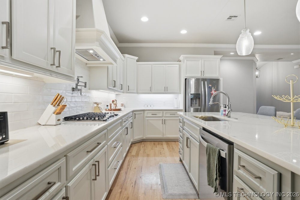 2818 E Quaker Street Property Photo 21