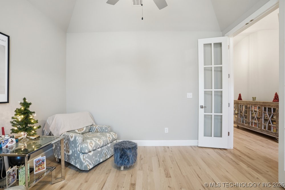 2818 E Quaker Street Property Photo 28