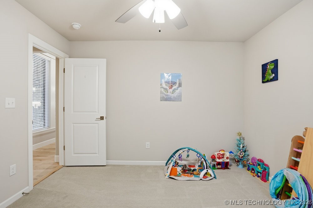 2818 E Quaker Street Property Photo 31