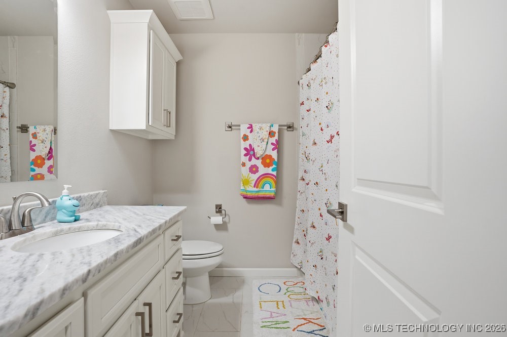 2818 E Quaker Street Property Photo 32