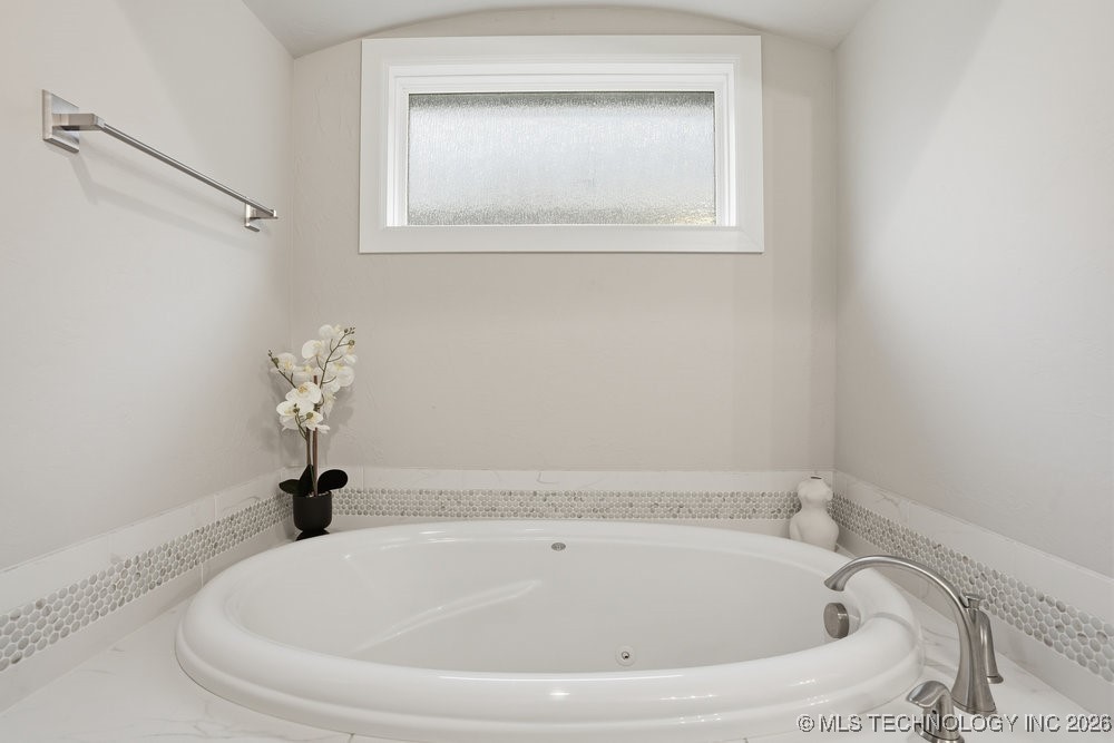 2818 E Quaker Street Property Photo 42