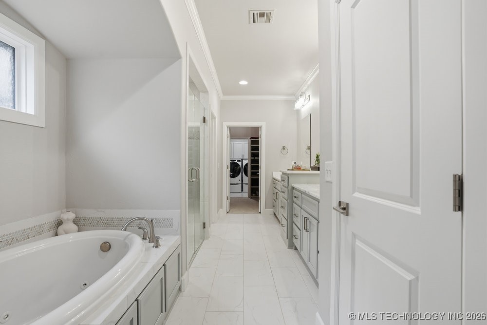 2818 E Quaker Street Property Photo 44