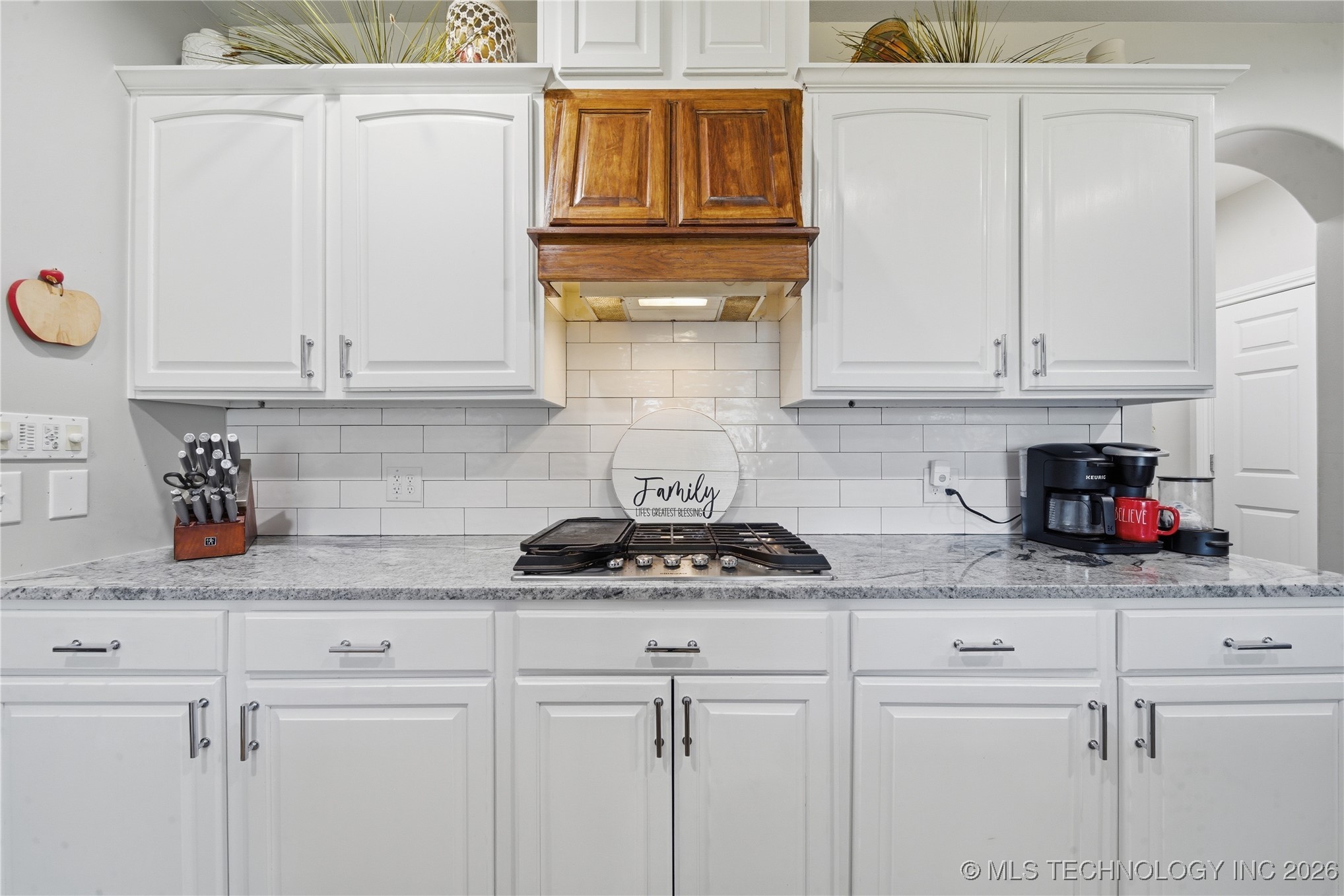 10131 S 77th East Place Property Photo 12