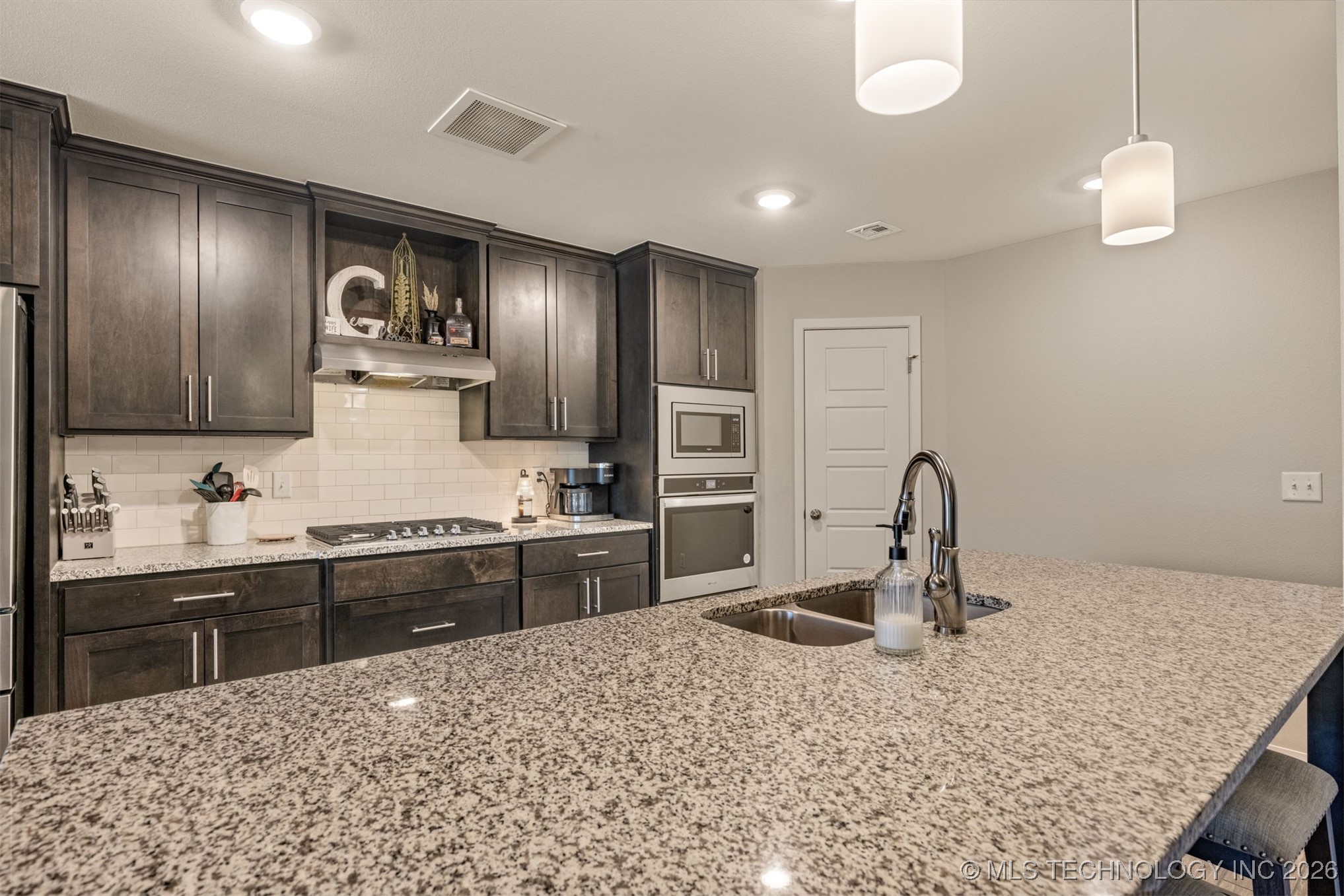 16629 E 115th Street N Property Photo 16