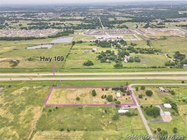 13802 E 122nd Street N Property Photo 7