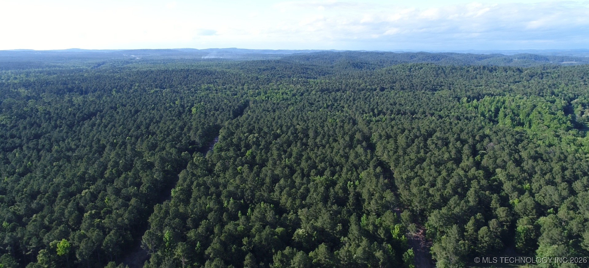 0001 Three Creeks Road Property Photo 5