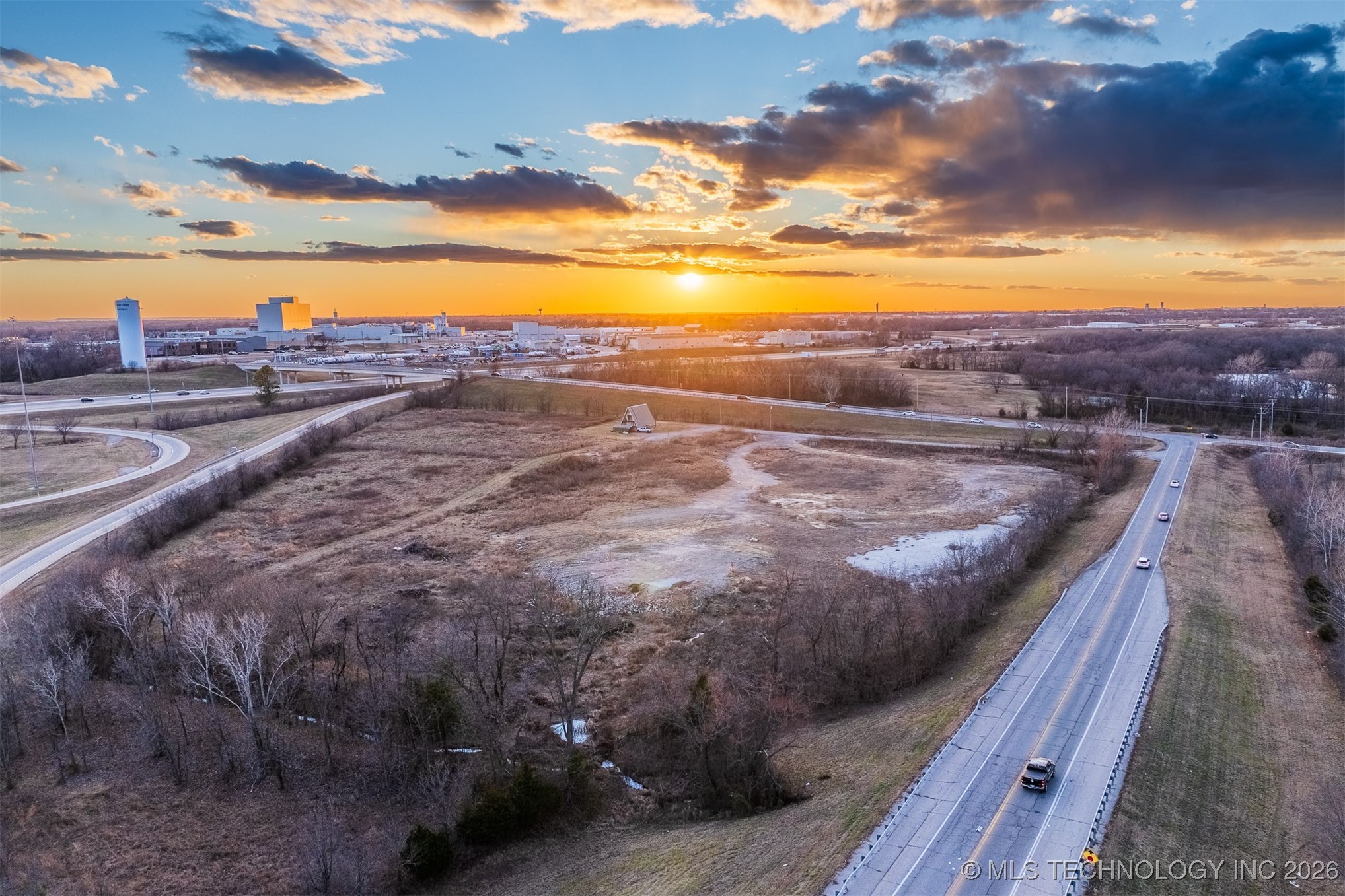 7911 S 209th East Avenue Property Photo 13